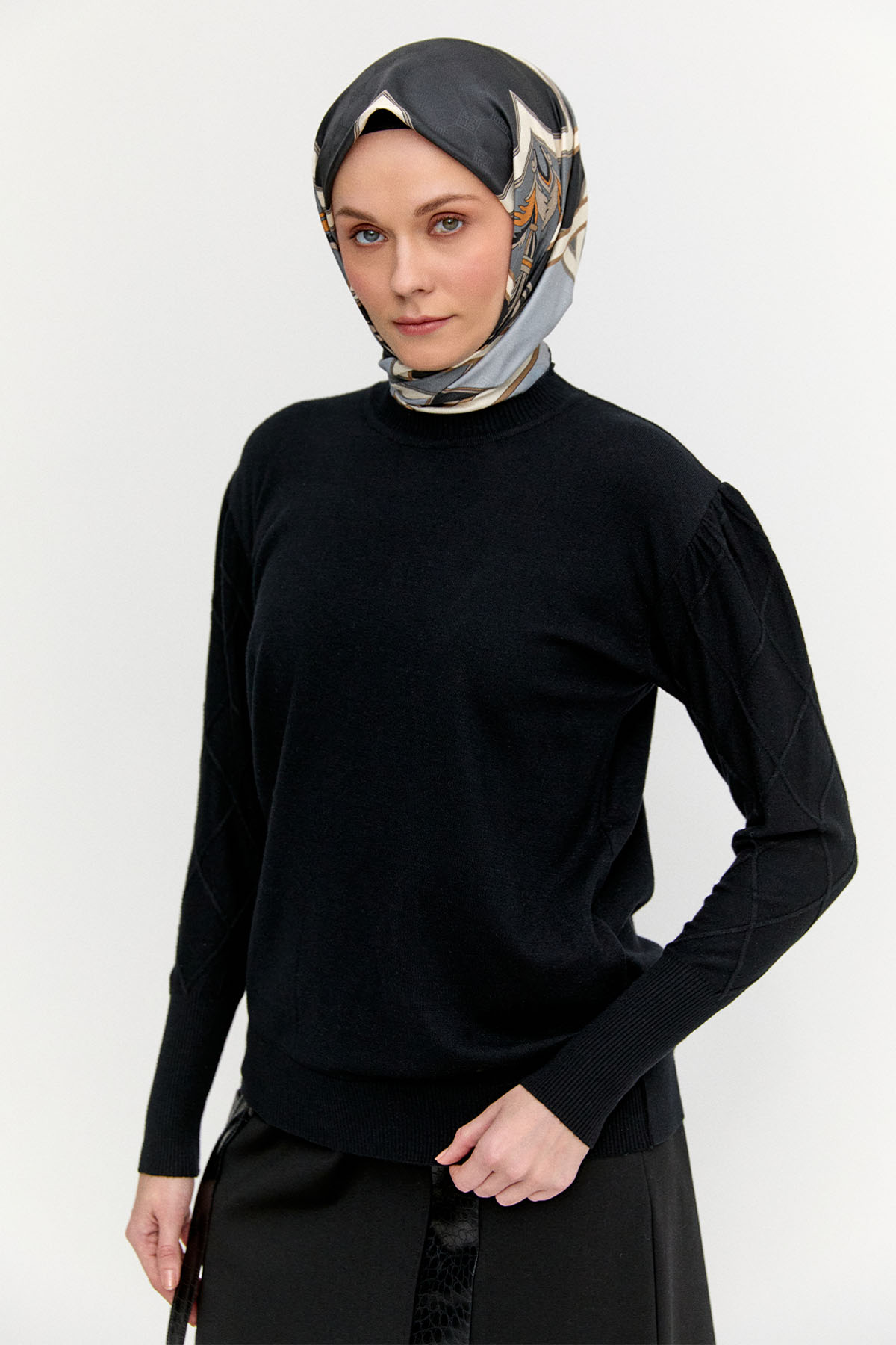 Baklava Desenli Ribanalı Triko Bluz, Tesettür Giyim