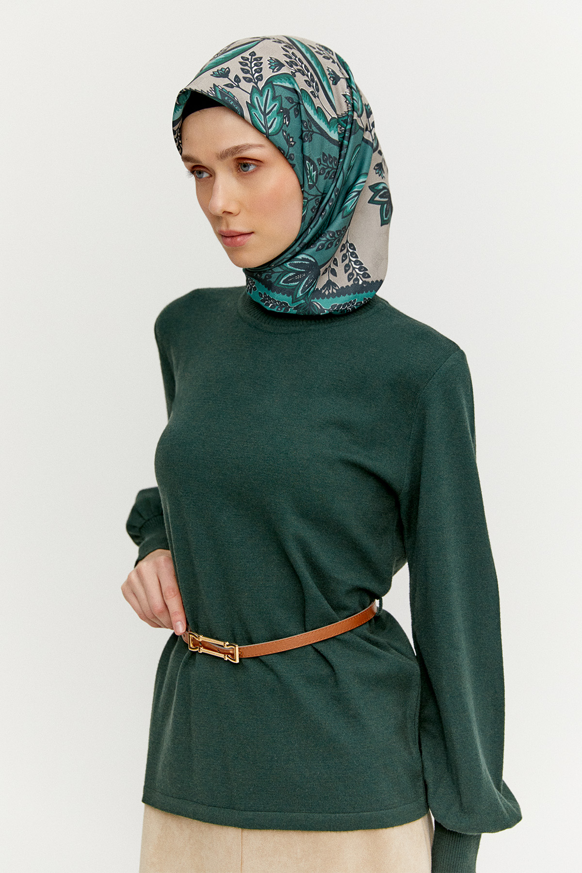 Kemerli Bisiklet Yaka Triko Bluz, Tesettür Giyim