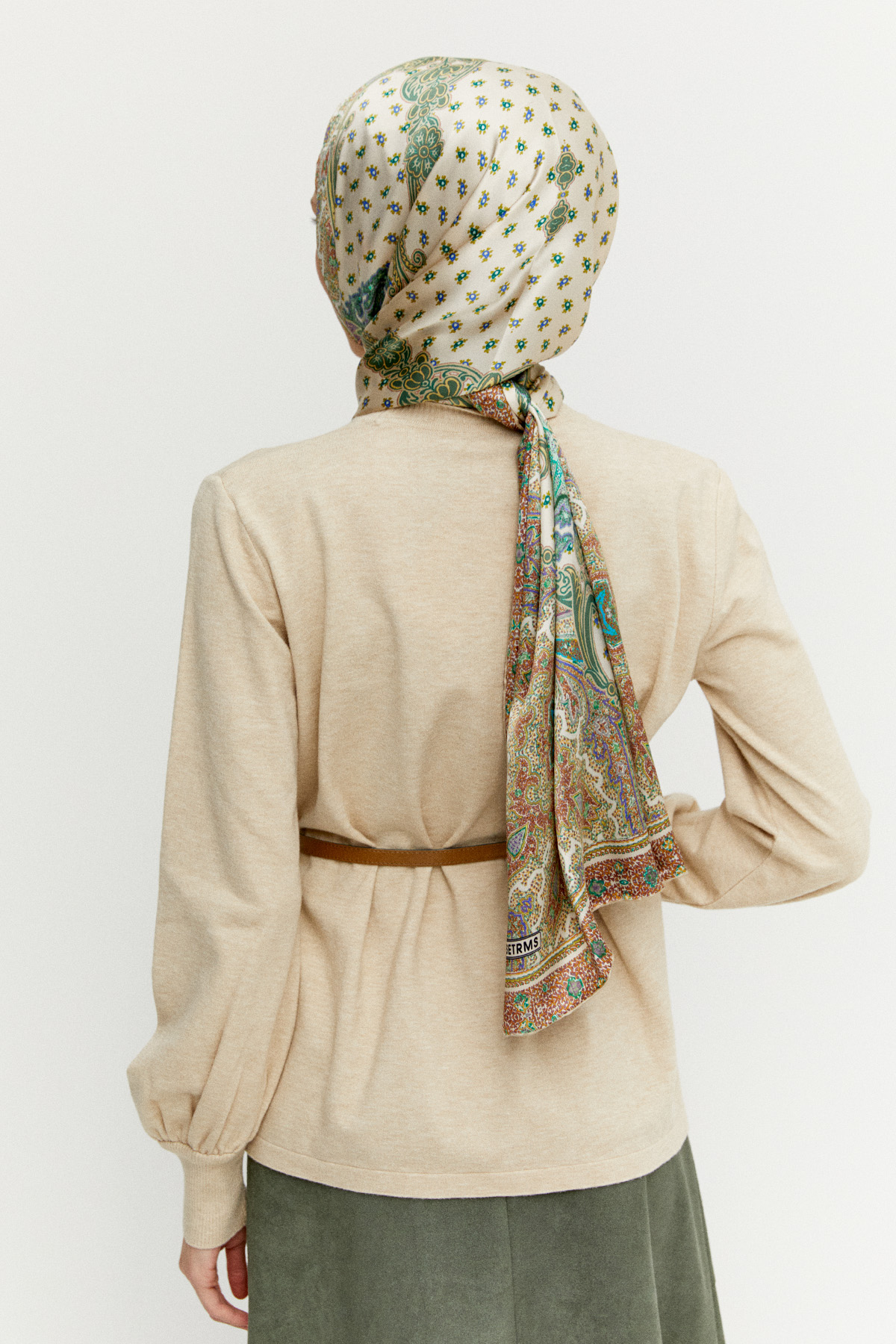 Kemerli Bisiklet Yaka Triko Bluz, Tesettür Giyim