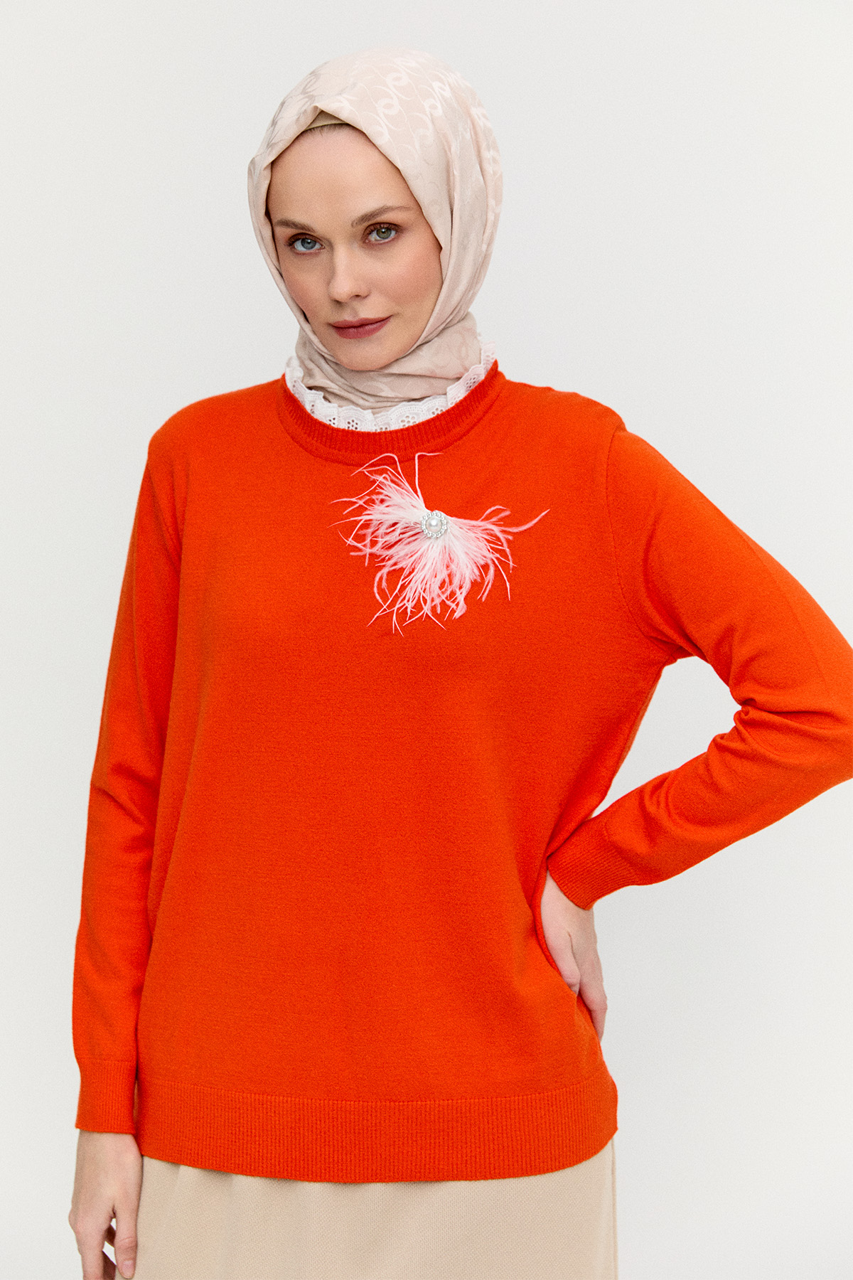 Otriş Taş Broşlu Fistolu Triko Bluz, Tesettür Giyim