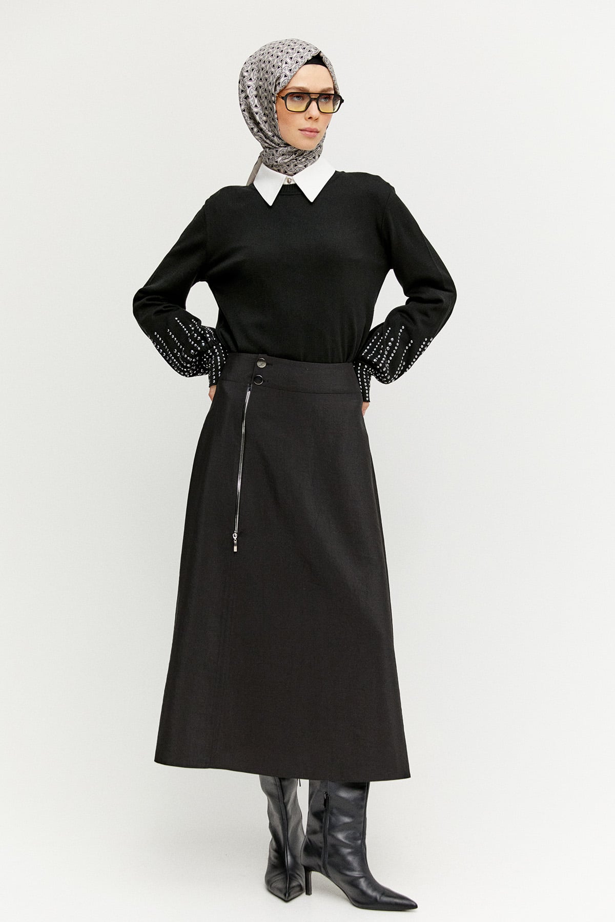 Taş Detaylı Triko Bluz