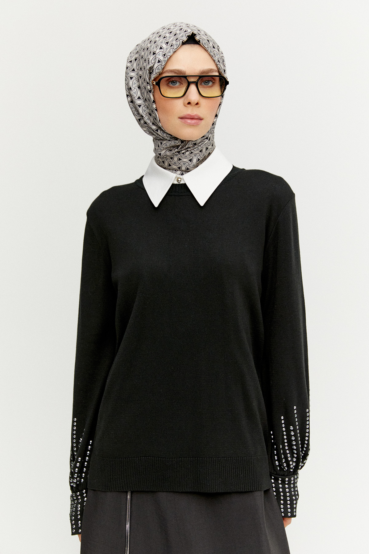 Taş Detaylı Triko Bluz