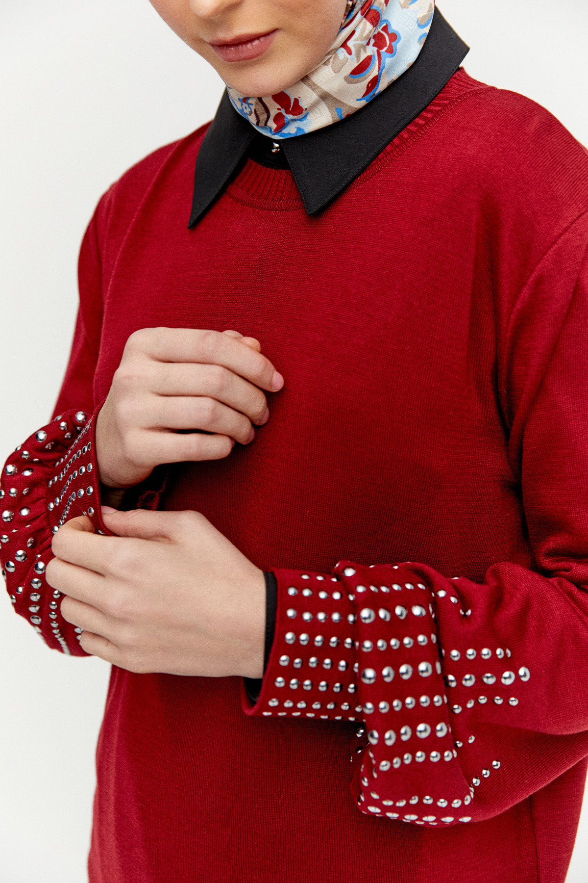 Taş Detaylı Triko Bluz