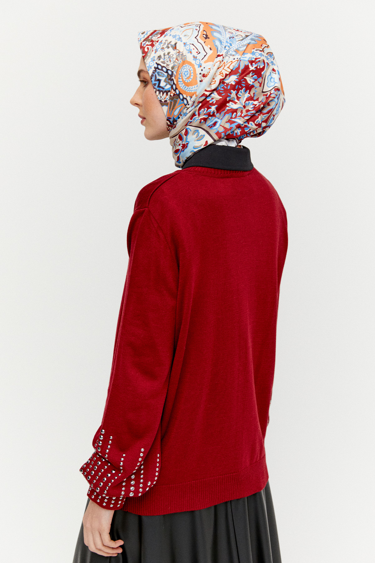 Taş Detaylı Triko Bluz