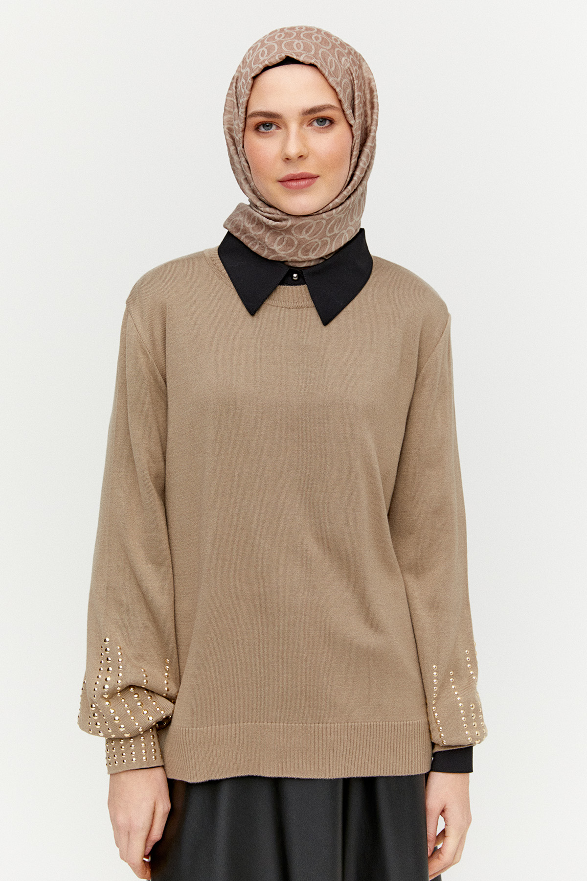 Taş Detaylı Triko Bluz