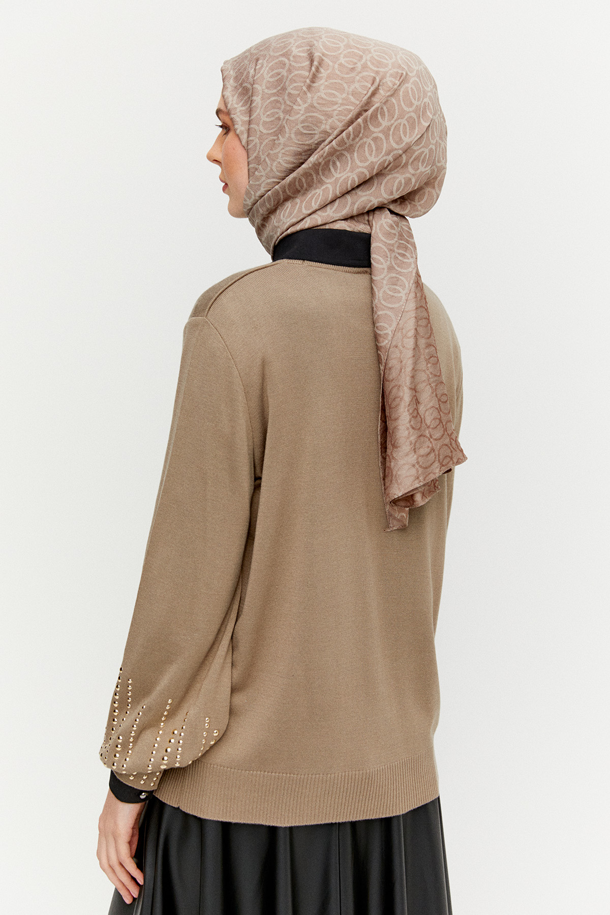 Taş Detaylı Triko Bluz