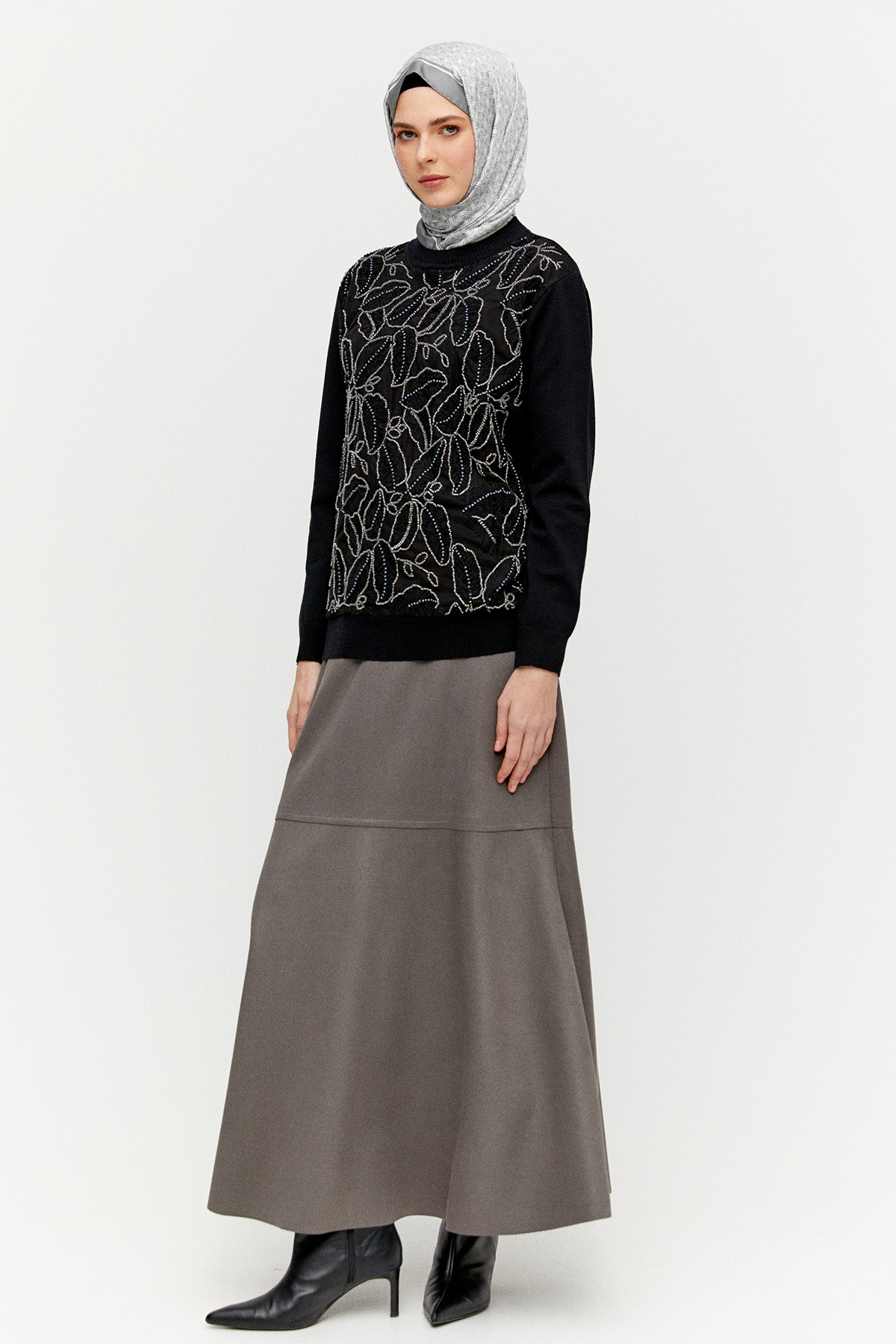 Yaprak Dokulu Triko Bluz