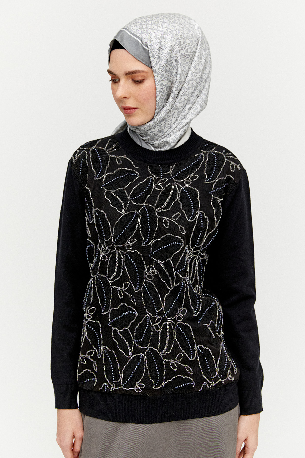 Yaprak Dokulu Triko Bluz