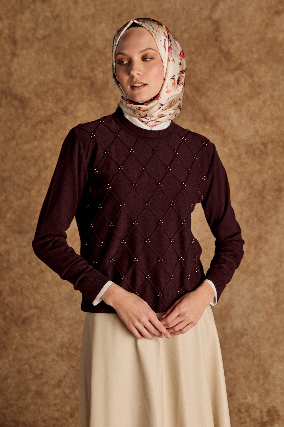 Taş Detaylı Baklava Desenli Triko Bluz