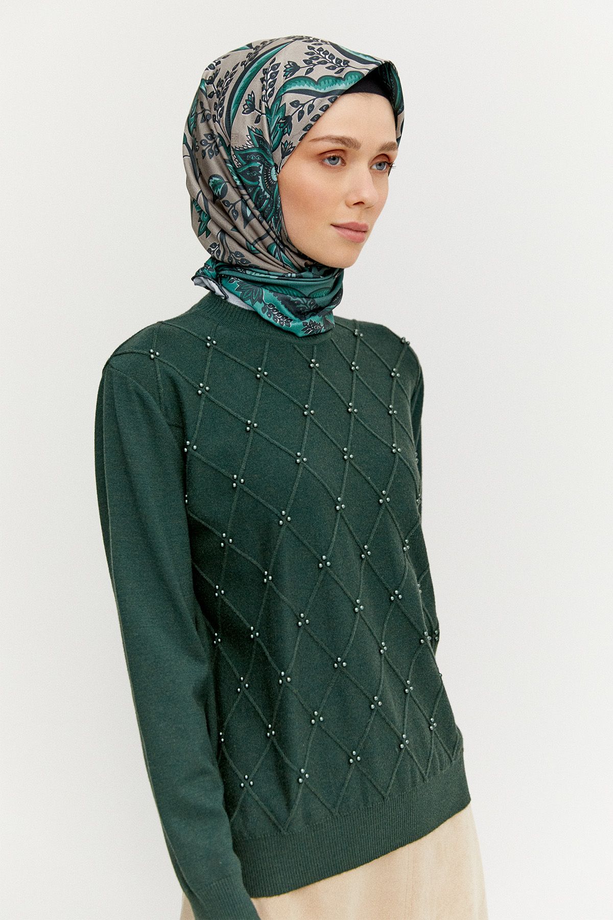 Taş Detaylı Baklava Desenli Triko Bluz