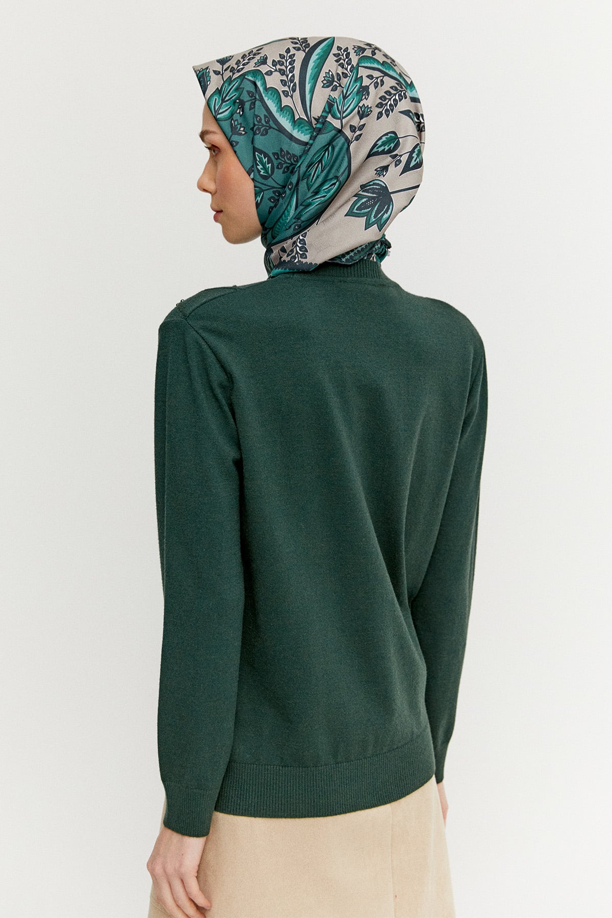 Taş Detaylı Baklava Desenli Triko Bluz