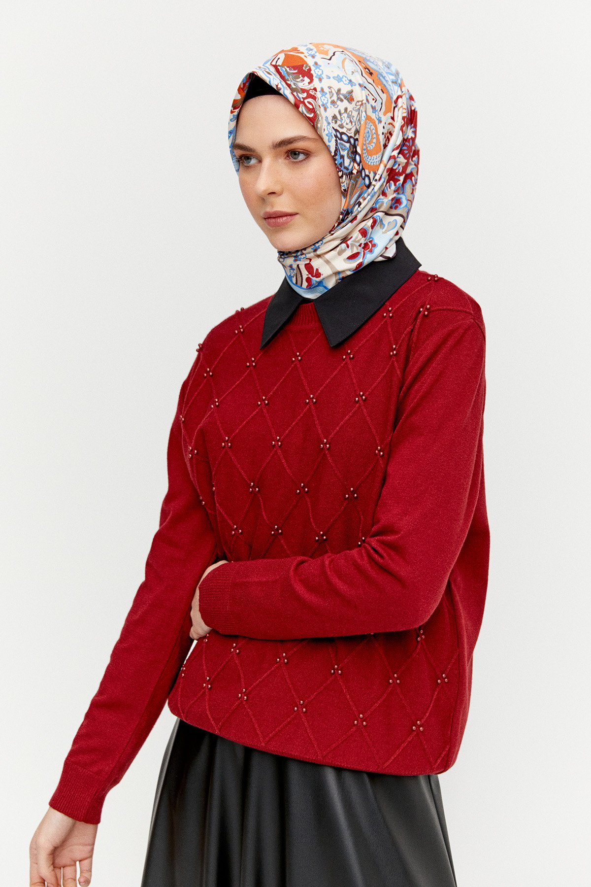 Taş Detaylı Baklava Desenli Triko Bluz