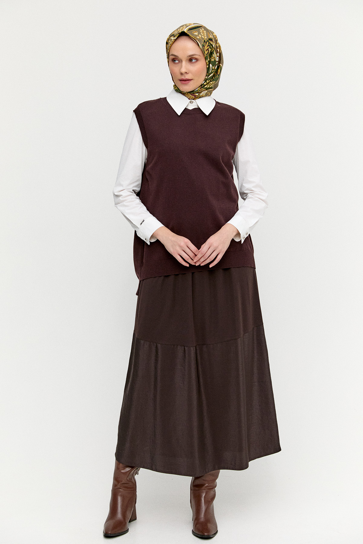 Süs Düğmeli Pencereli Süveter, Tesettür Giyim