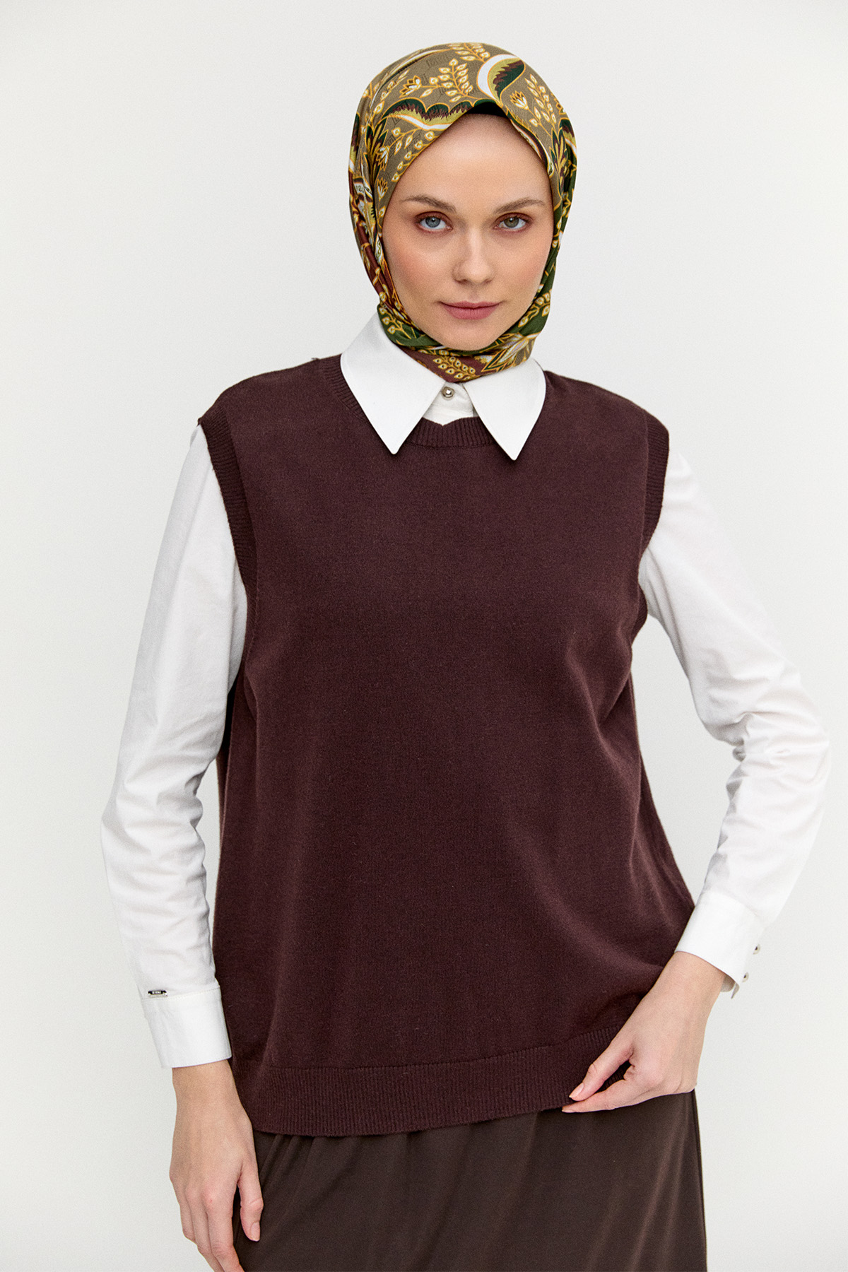 Süs Düğmeli Pencereli Süveter, Tesettür Giyim