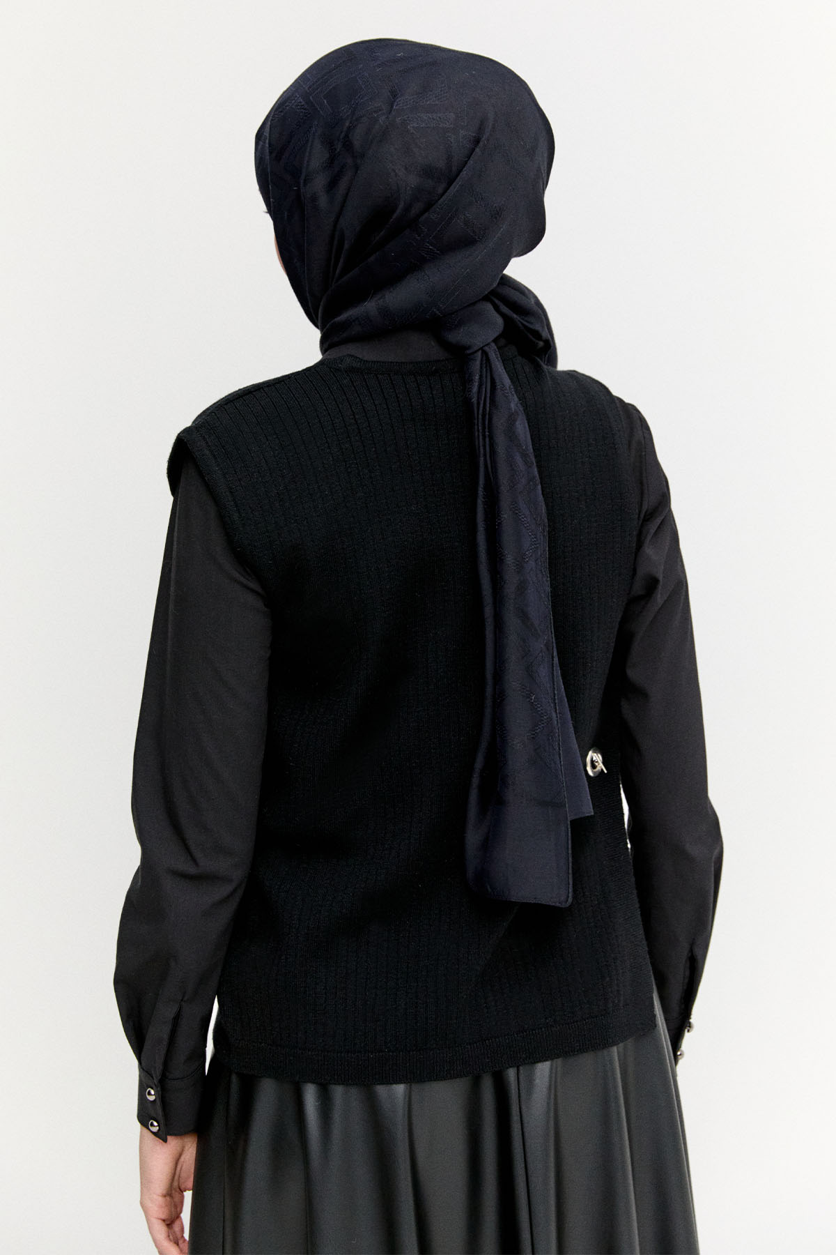 Zincir Detaylı Triko Bluz, Tesettür Giyim