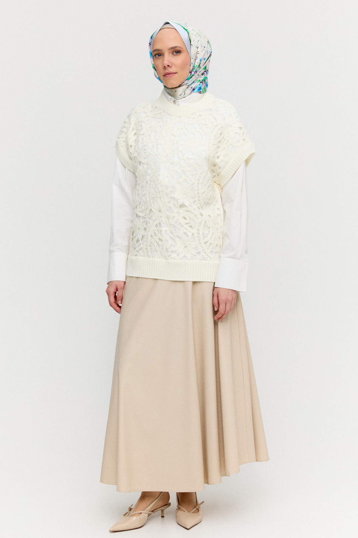 Payet Detaylı Çiçek Desenli Süveter, Tesettür Giyim