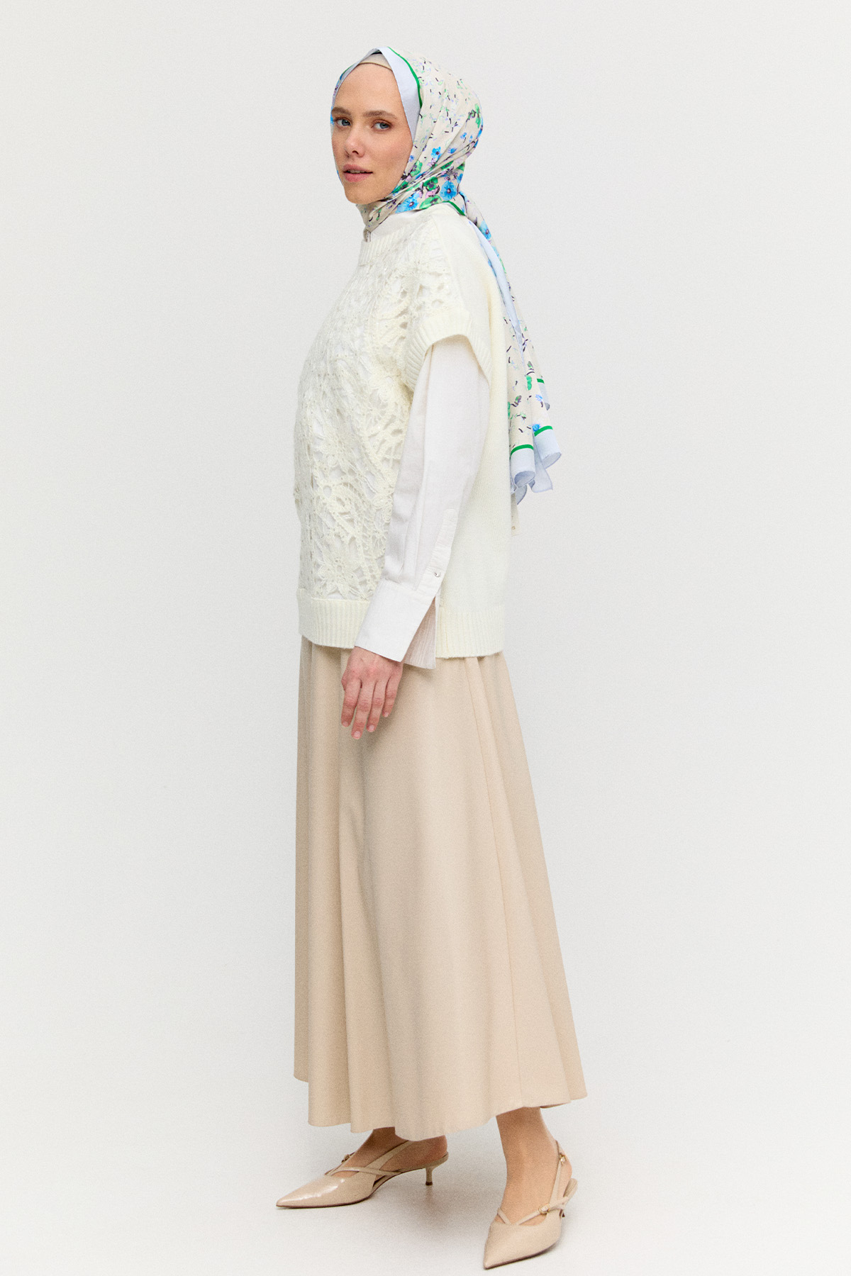 Payet Detaylı Çiçek Desenli Süveter, Tesettür Giyim