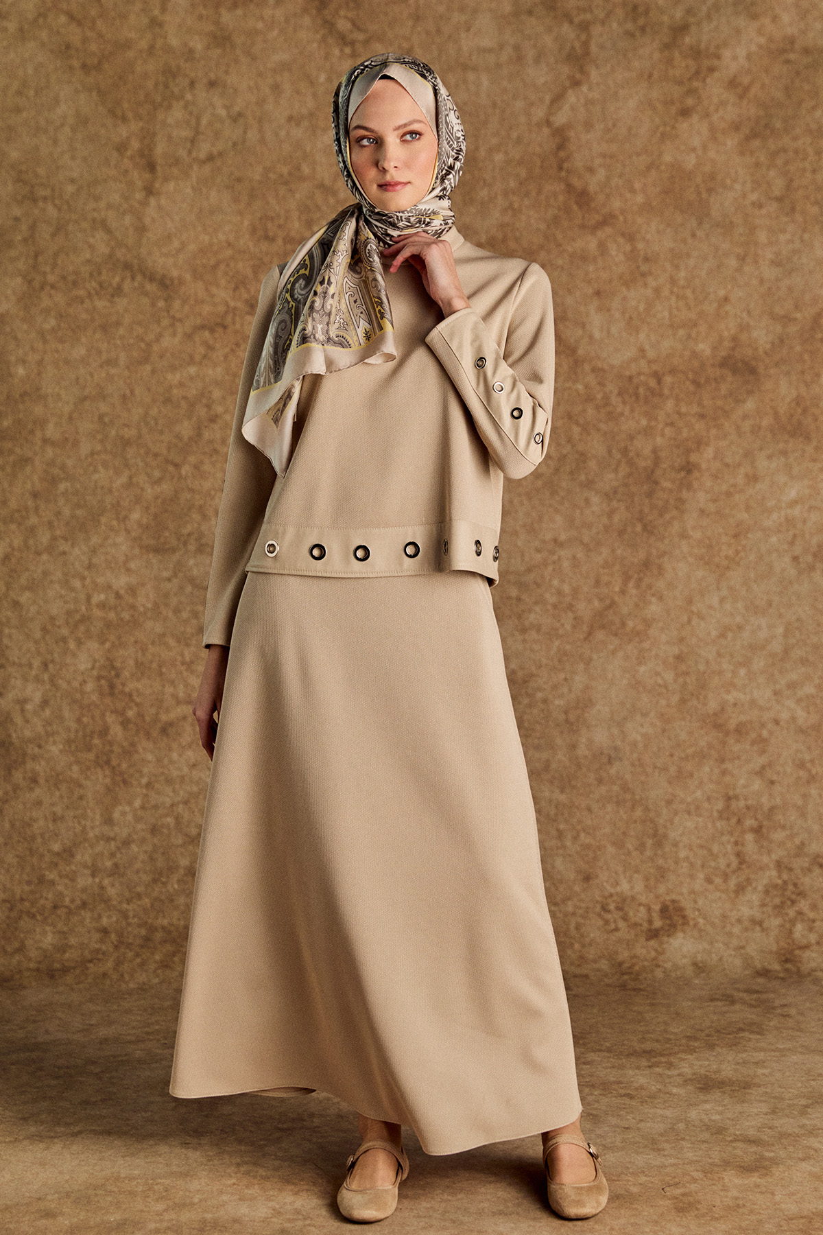 Kuşgözlü Deri Detaylı Hakim Yaka Bluz