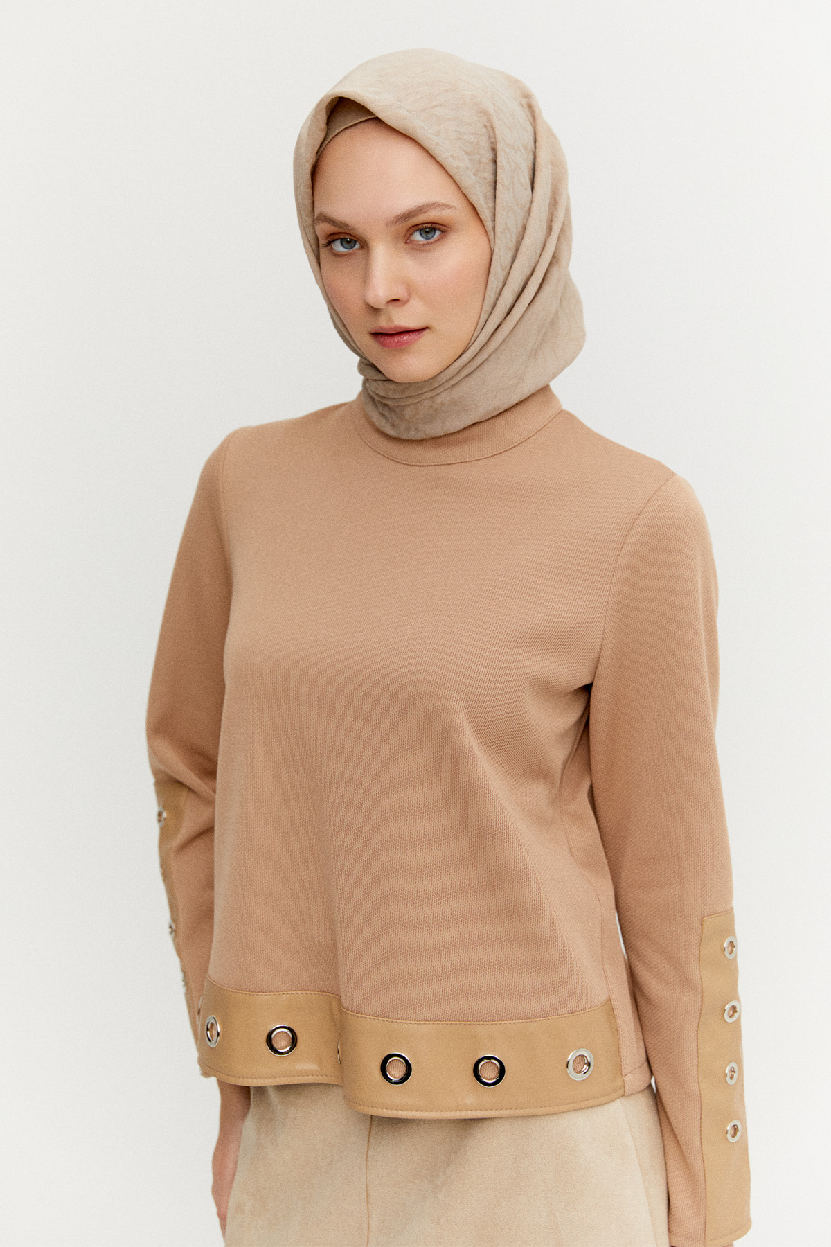 Kuşgözlü Hakim Yakalı Bluz, Tesettür Giyim