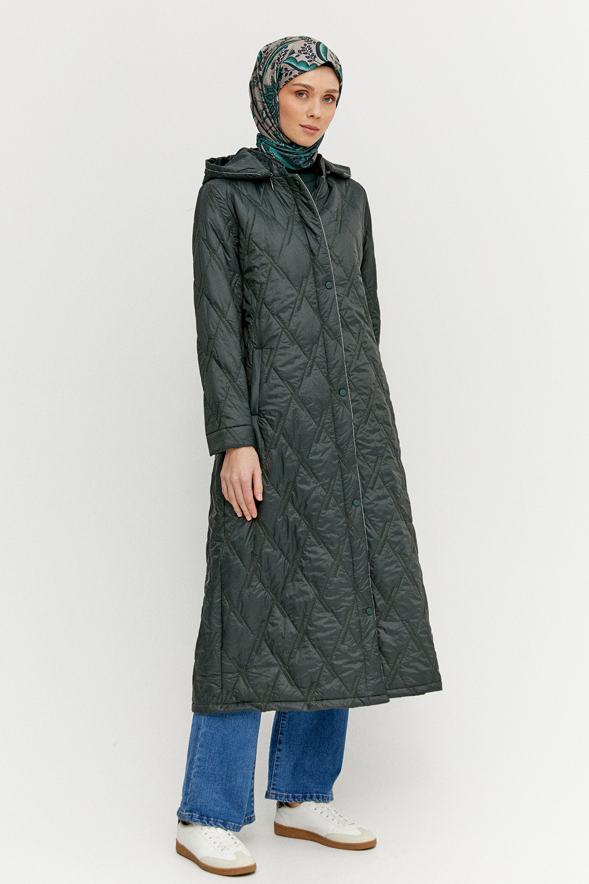 Baklava Desenli Kapitone Kaban, Tesettür Giyim