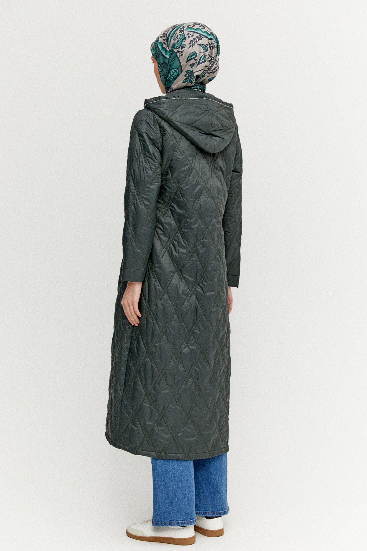 Baklava Desenli Kapitone Kaban, Tesettür Giyim