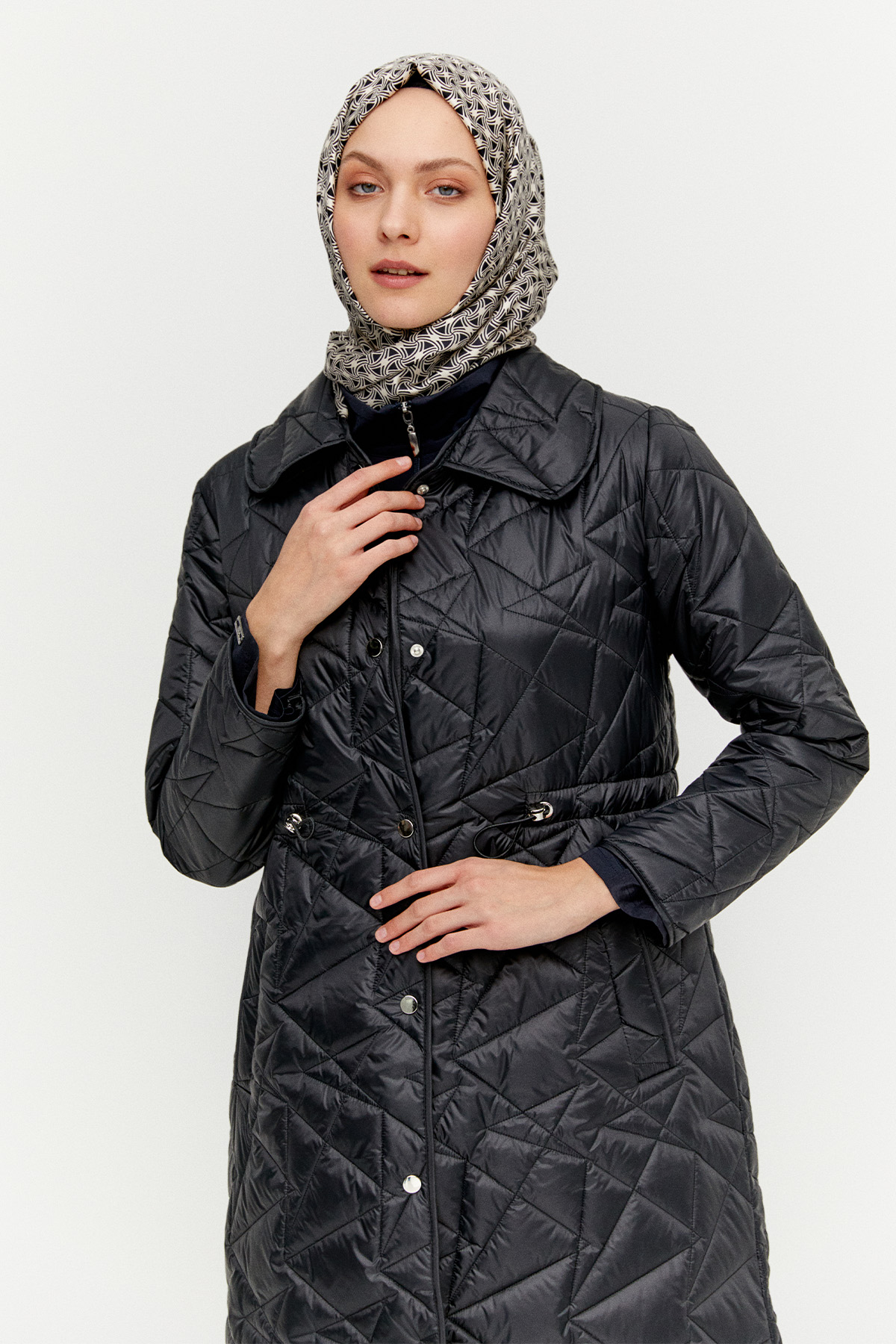 Bebe Yaka Büyük Beden Kapitone Kaban