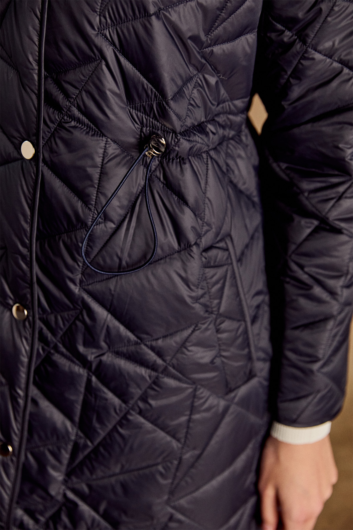 Bebe Yaka Büyük Beden Kapitone Kaban