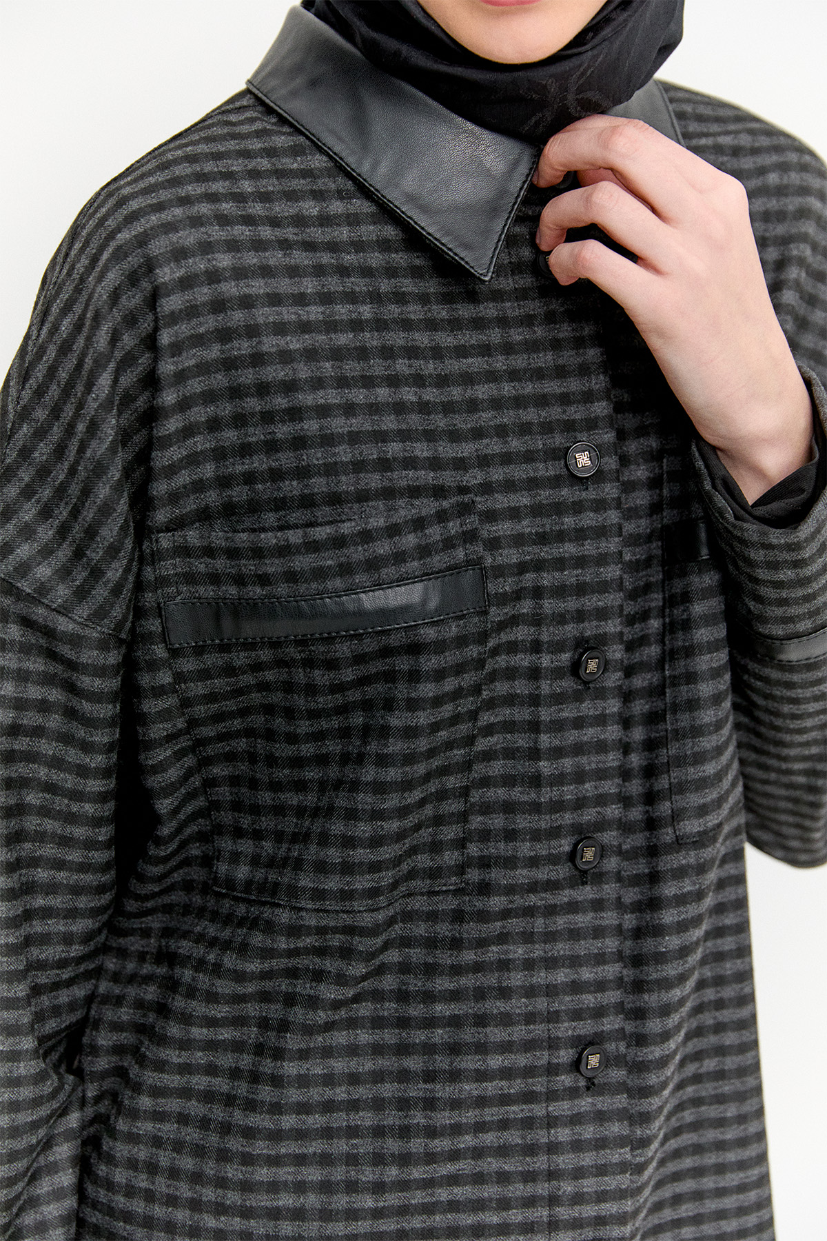 Deri Detaylı Kareli Ceket, Tesettür Giyim