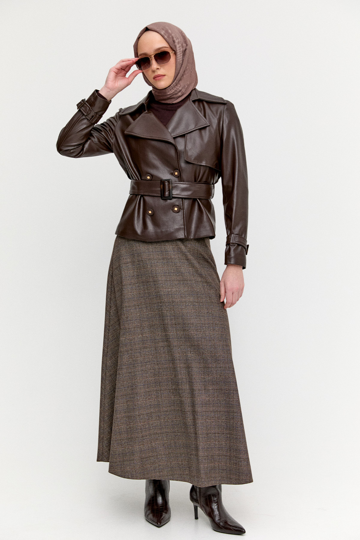 Kruvaze Kemerli Suni Deri Ceket, Tesettür Giyim