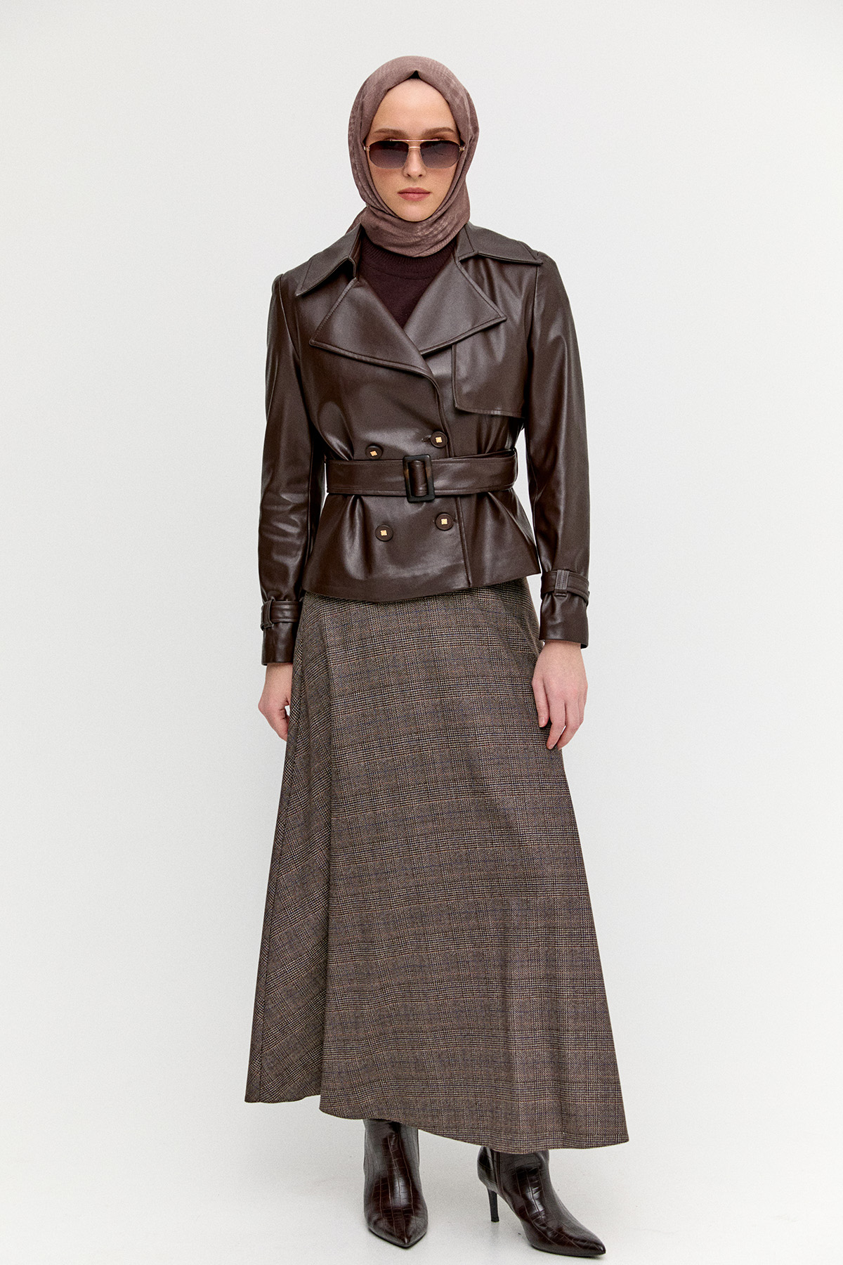 Kruvaze Kemerli Suni Deri Ceket, Tesettür Giyim