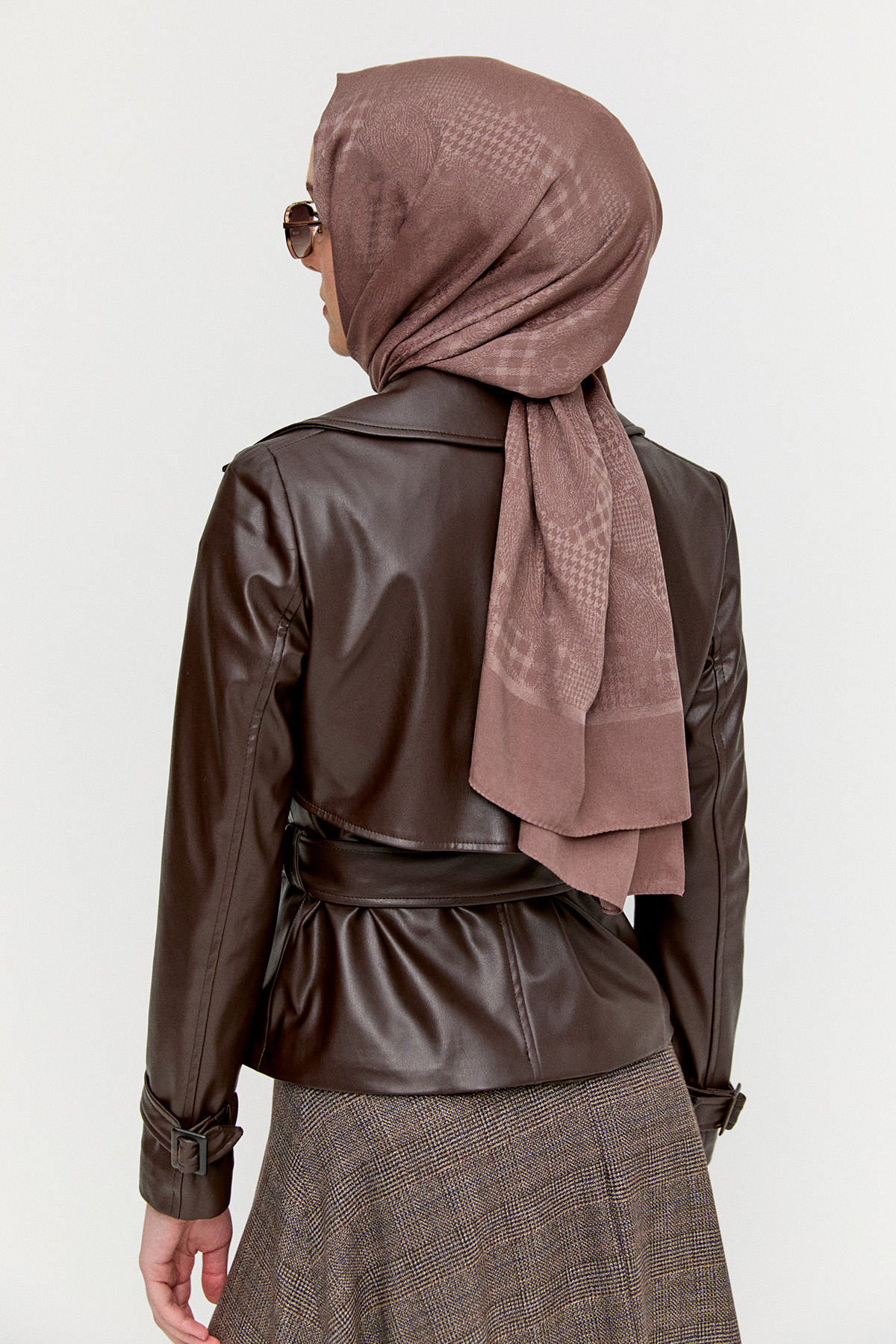 Kruvaze Kemerli Suni Deri Ceket, Tesettür Giyim