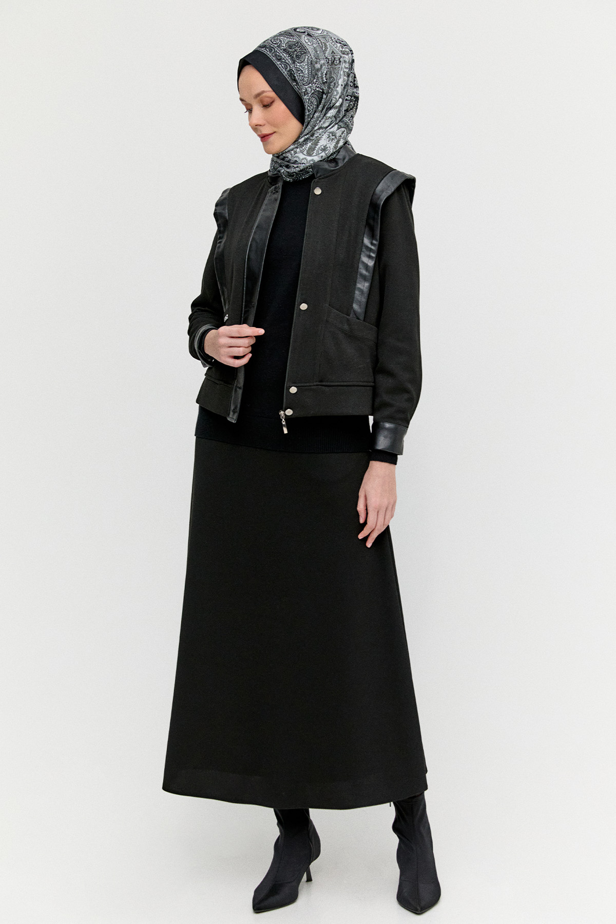 Yüksek Yakalı Örme Ceket, Tesettür Giyim