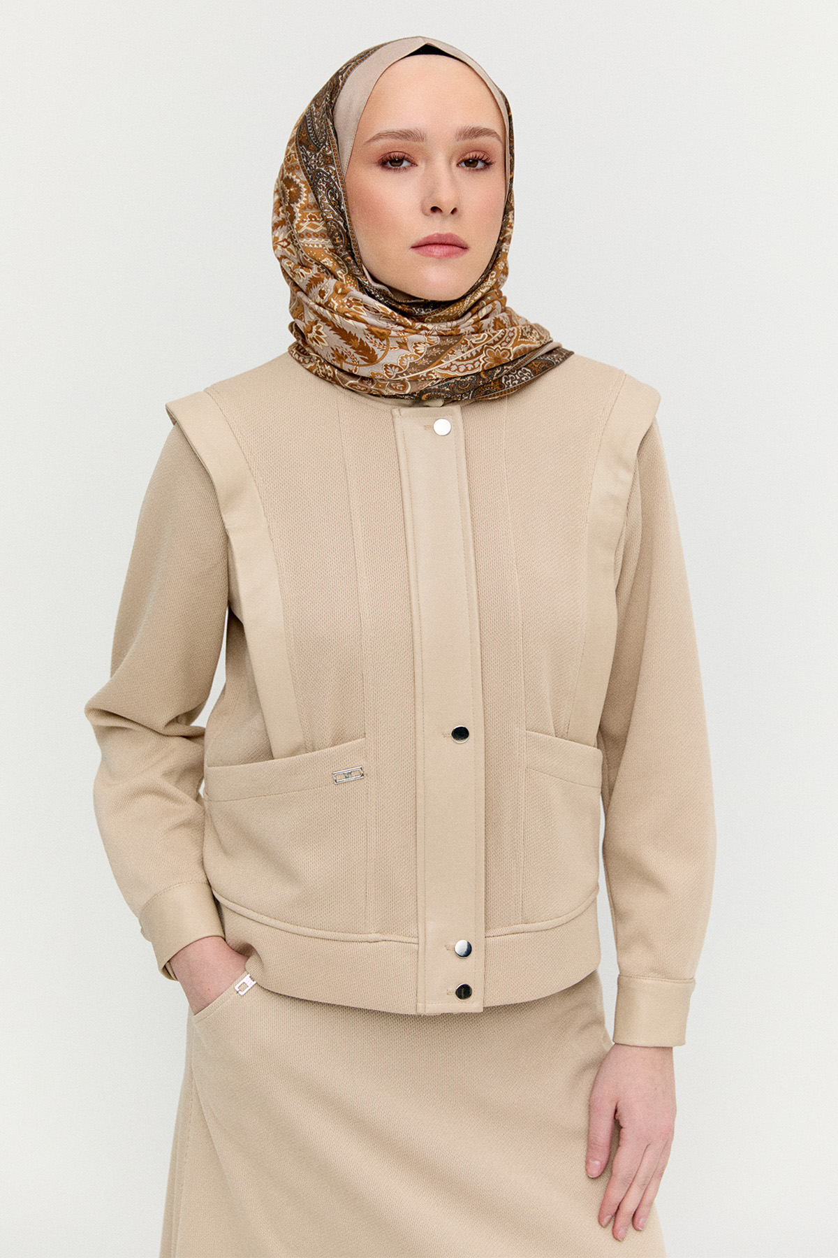 Yüksek Yakalı Örme Ceket, Tesettür Giyim