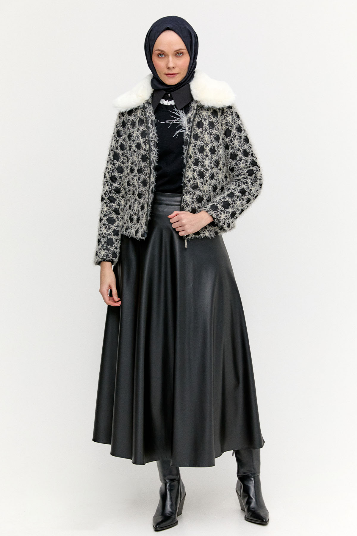 Suni Kürklü Desenli Kısa Ceket, Tesettür Giyim