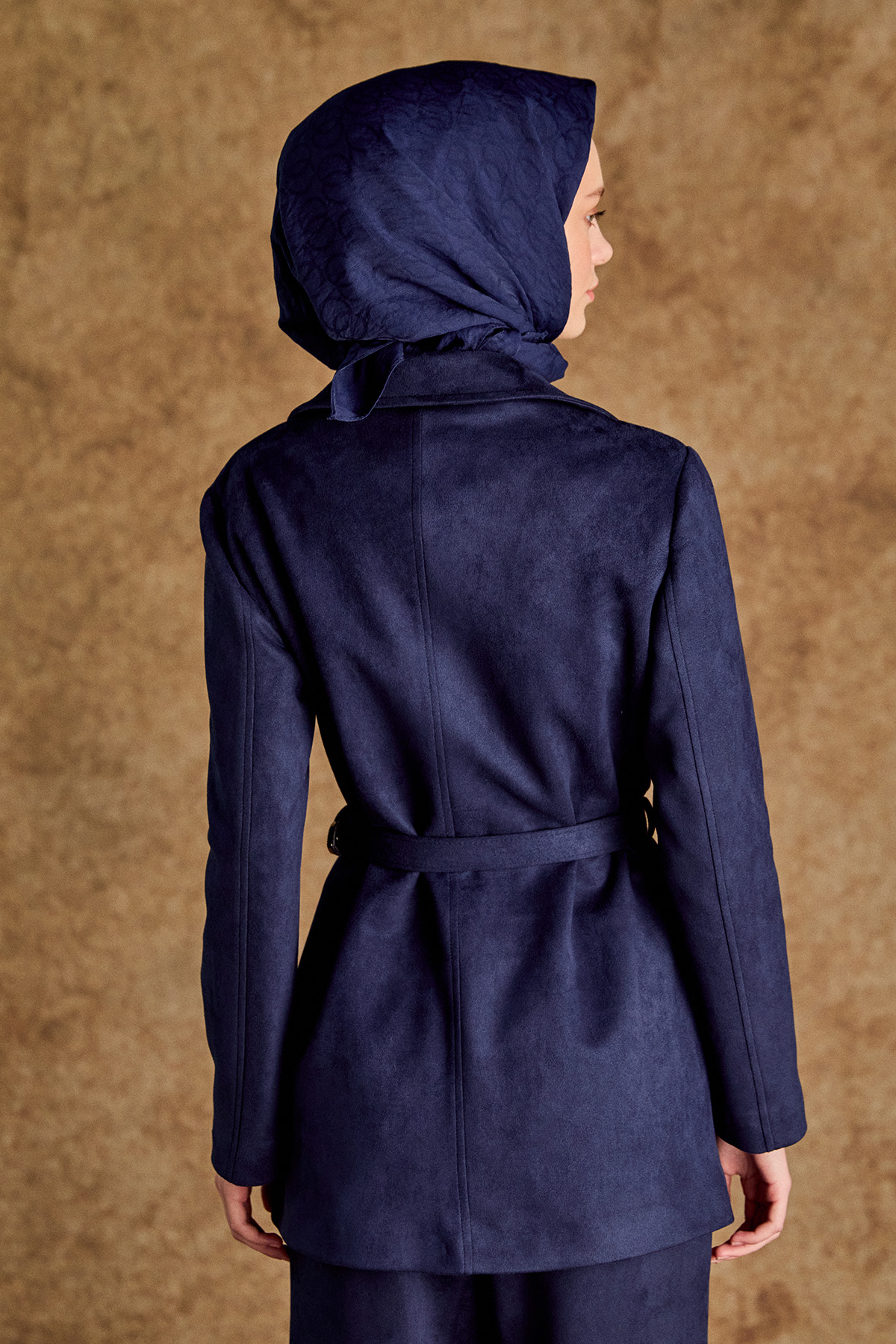 Kruvaze Fermuarlı Süet Görünümlü Kemerli Ceket