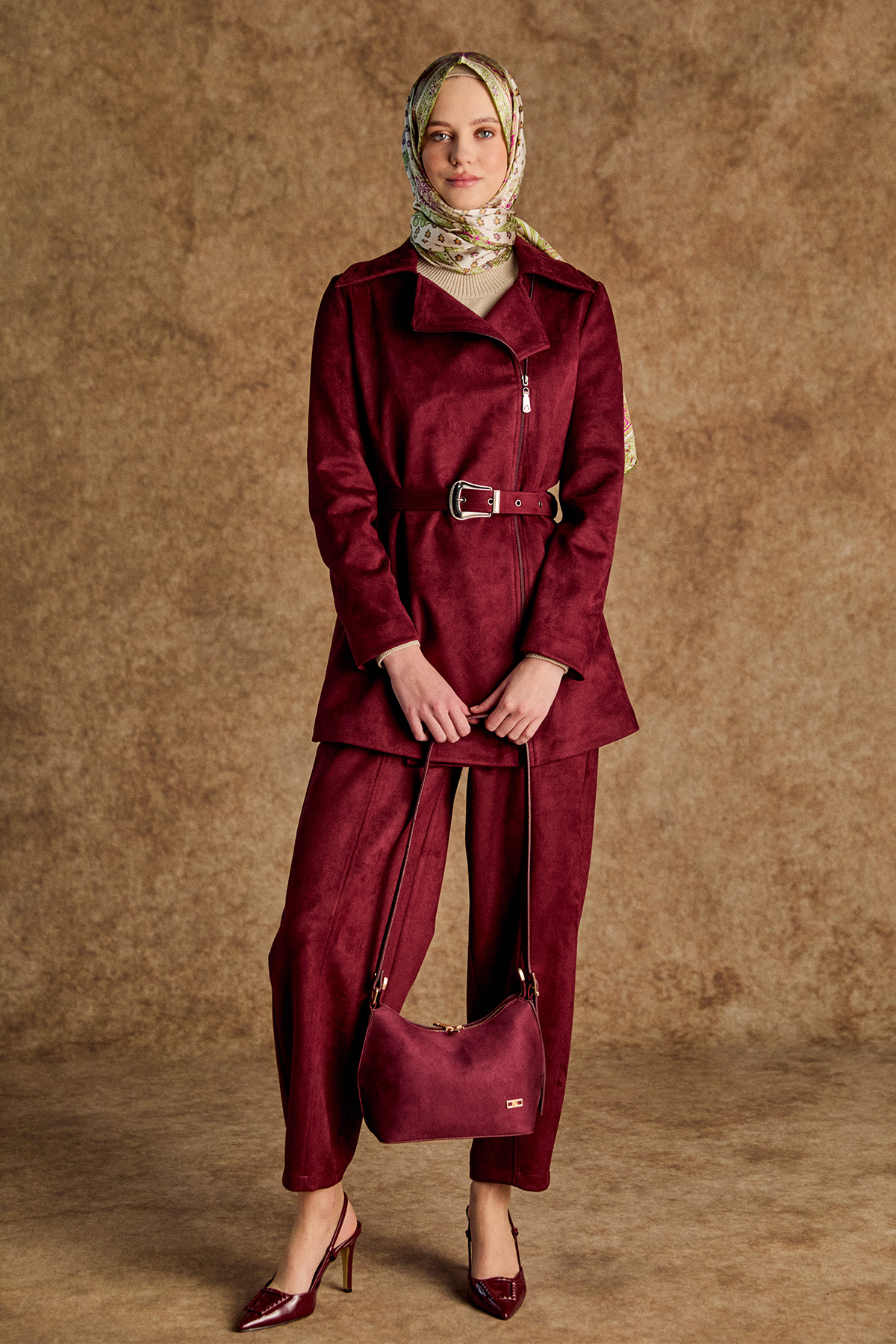 Kruvaze Fermuarlı Süet Görünümlü Kemerli Ceket