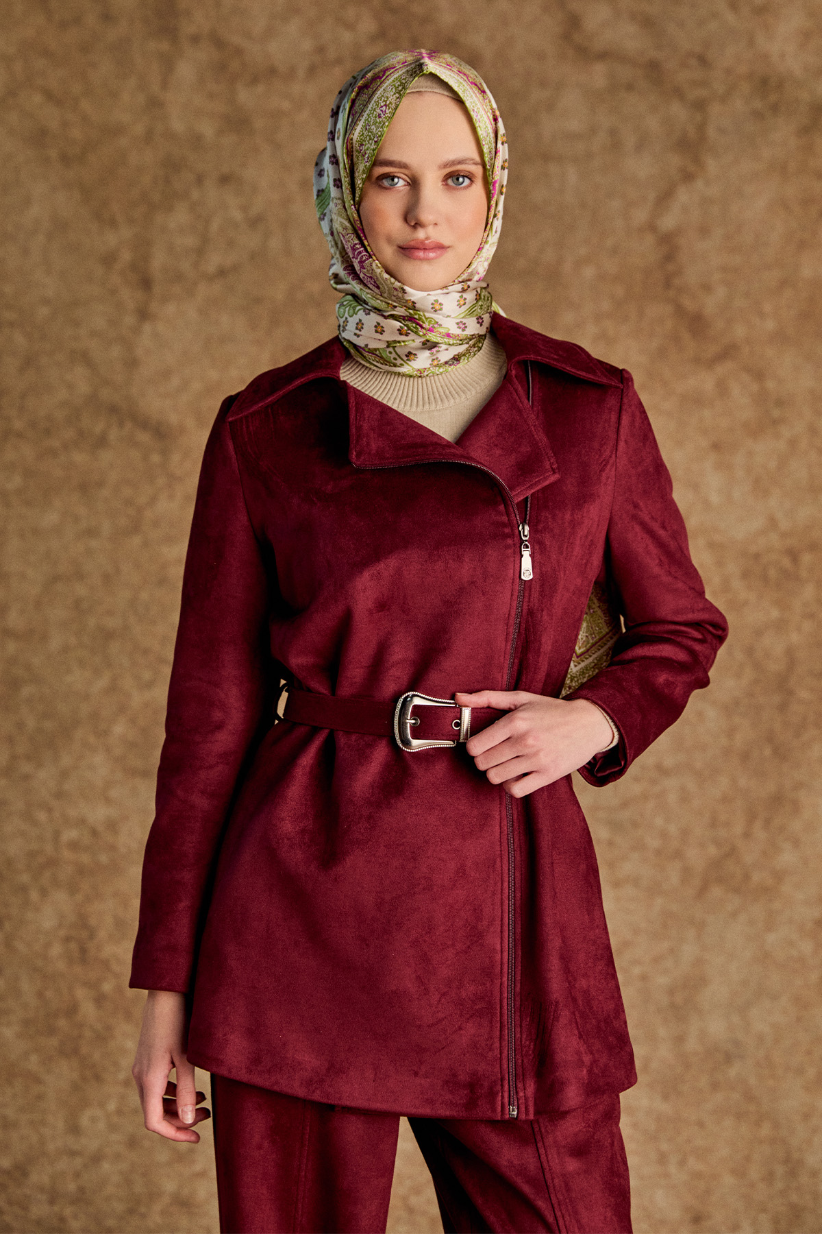 Kruvaze Fermuarlı Süet Görünümlü Kemerli Ceket