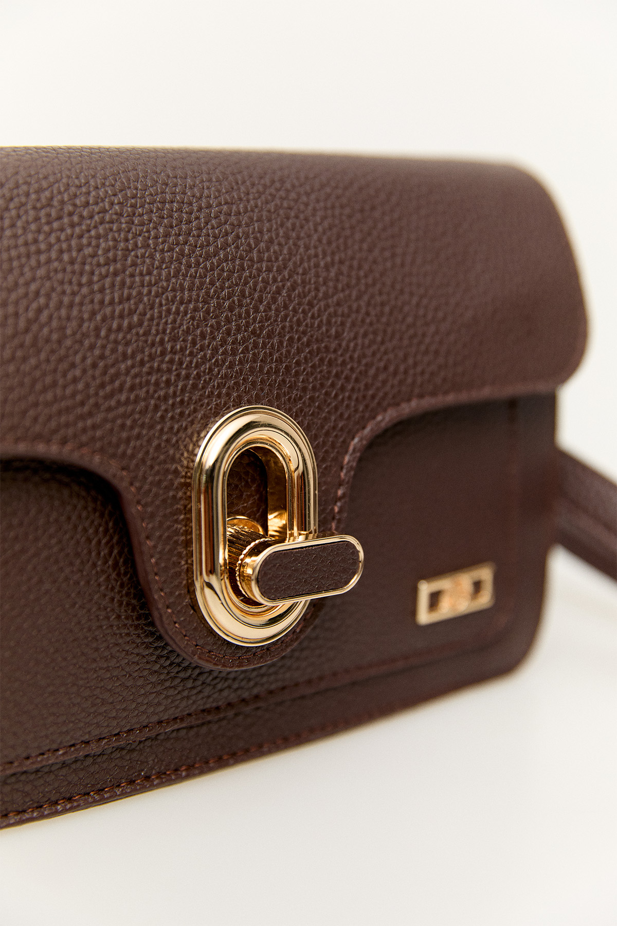 Çok Bölmeli Suni Deri Omuz Çantası