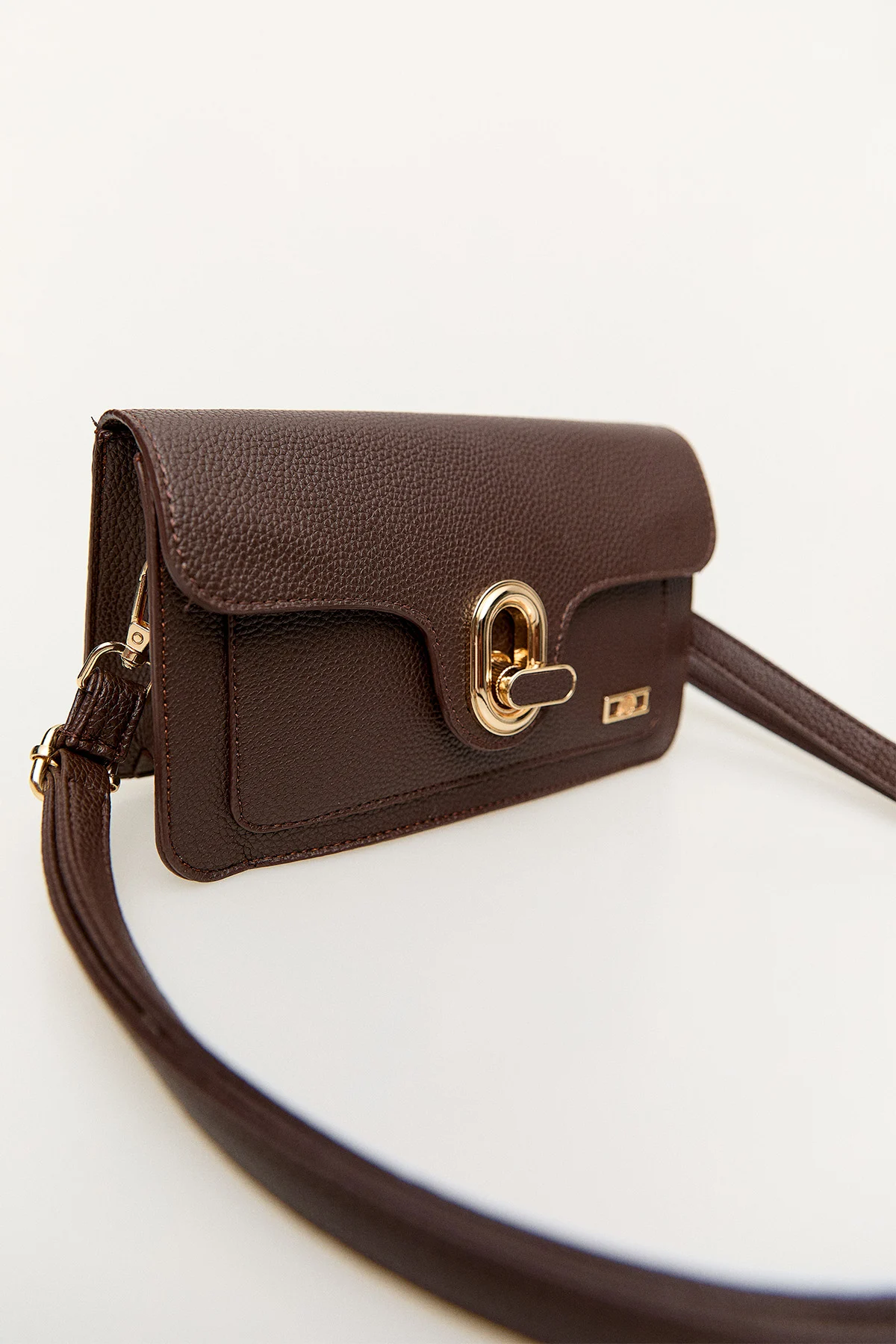 Kartlık Detaylı Mini Omuz Çantası, Tesettür Giyim