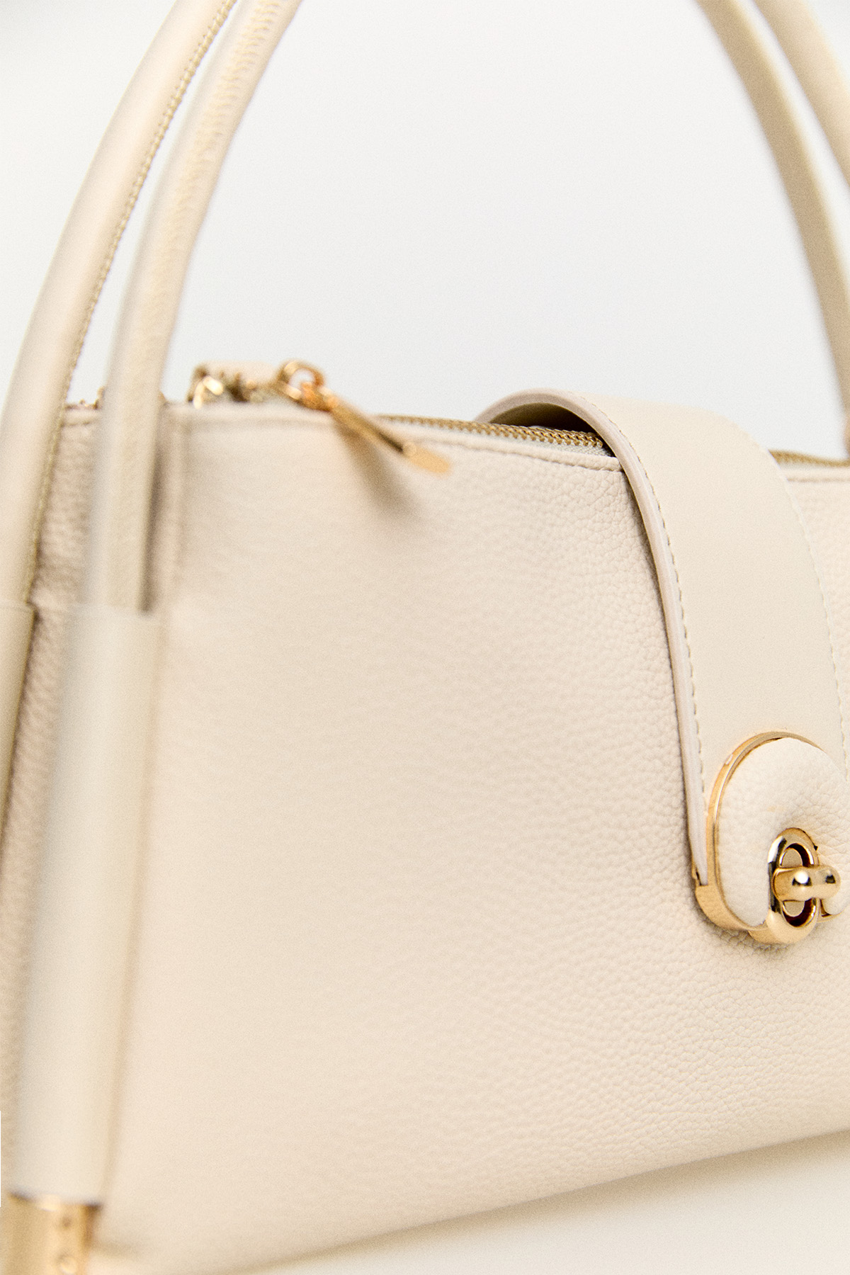 Ayarlanabilir Askılı Kol Çantası, Tesettür Giyim