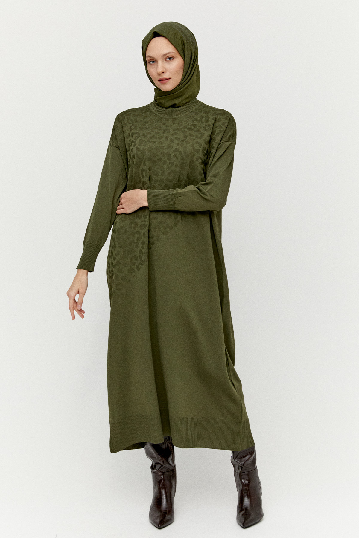 Leopar Desenli Triko Elbise