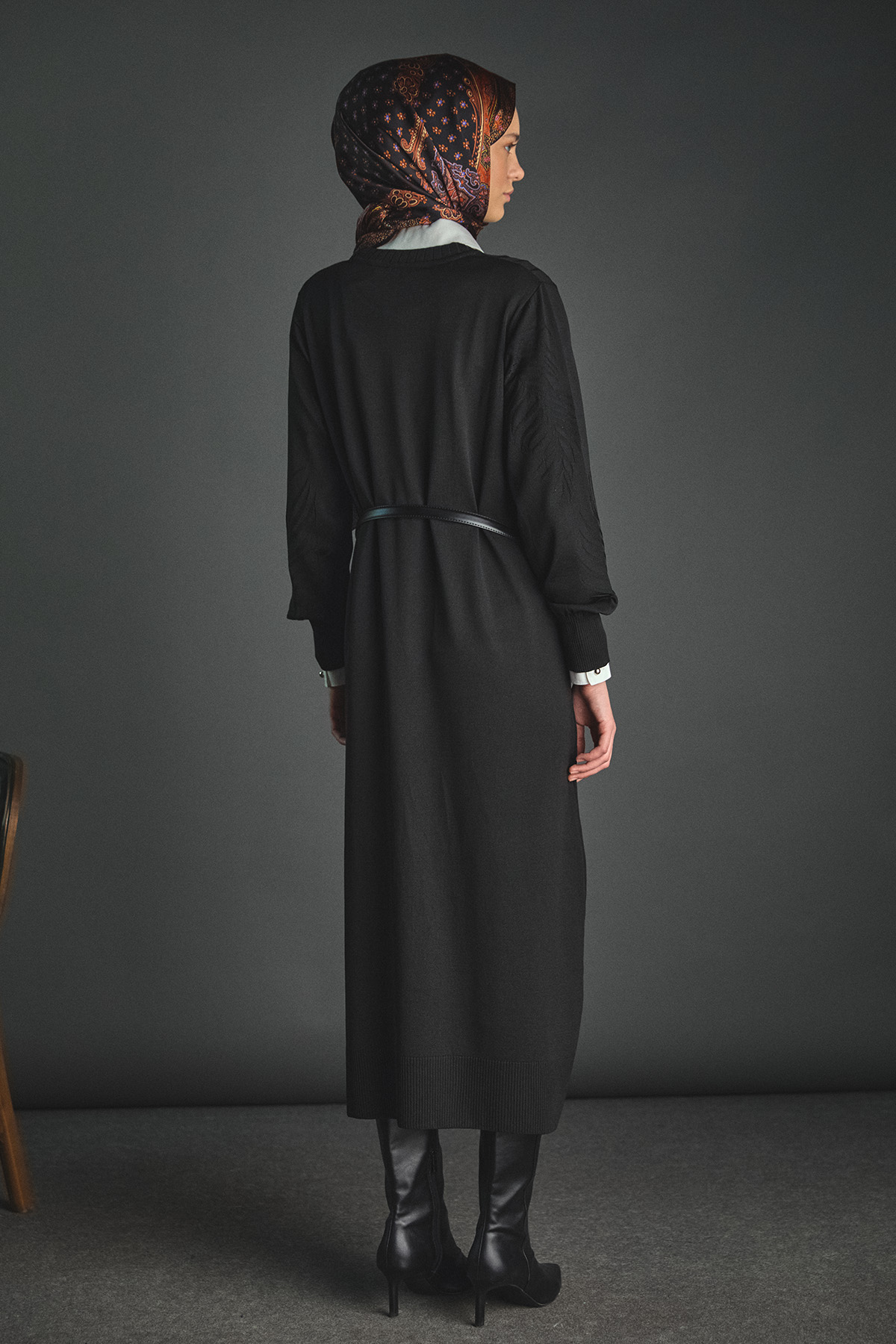 Yaprak Desenli Ribanalı Triko Elbise