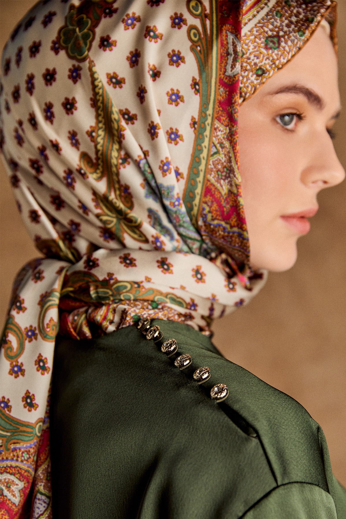 Kuşaklı Drape Detaylı Saten Elbise