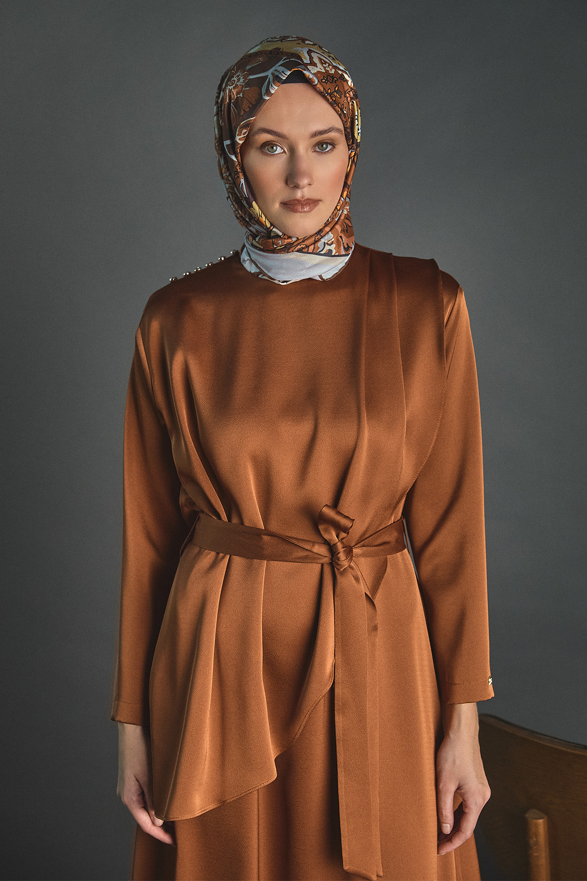 Kuşaklı Drape Detaylı Saten Elbise