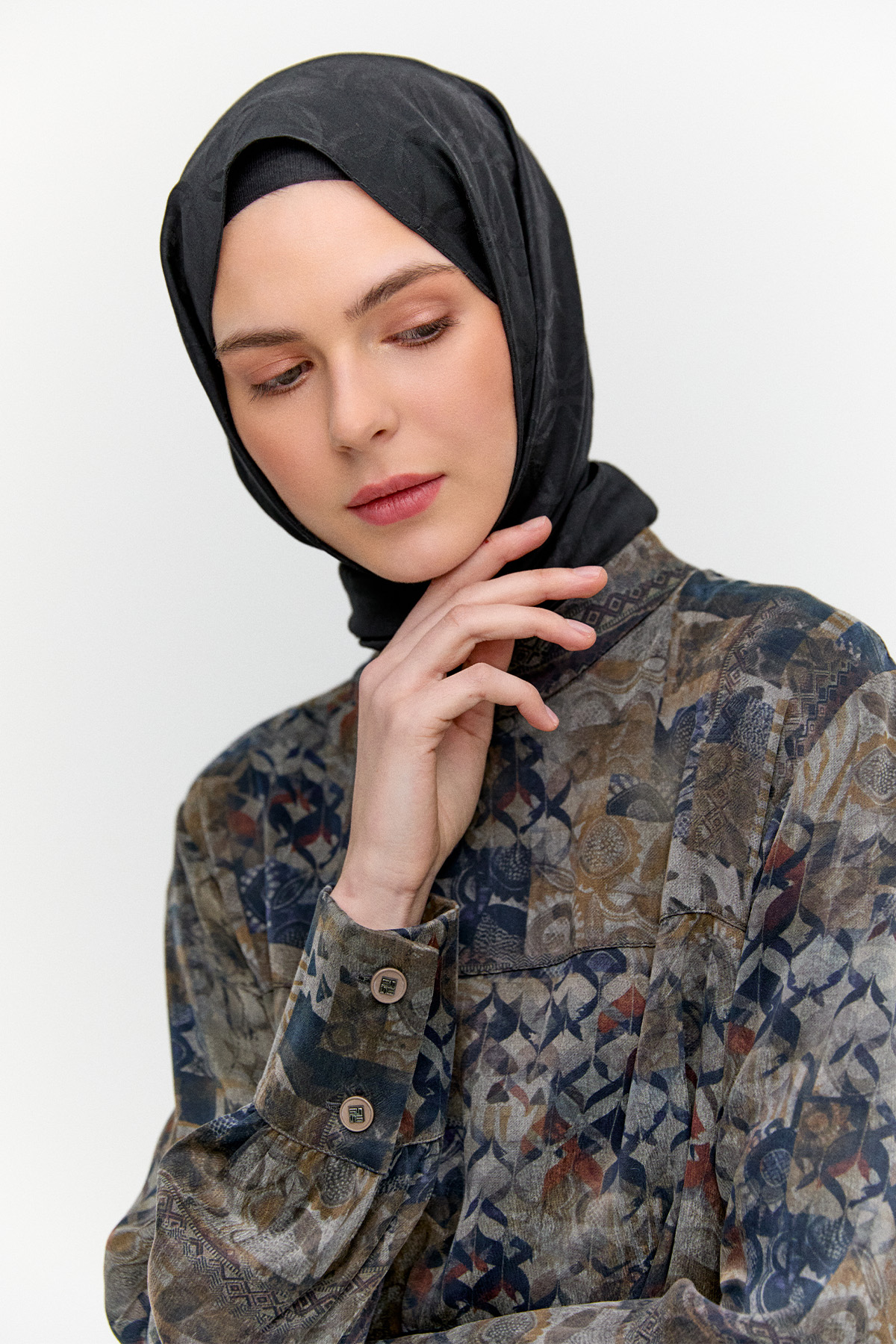 Pelerin Detaylı Desenli Elbise, Tesettür Giyim