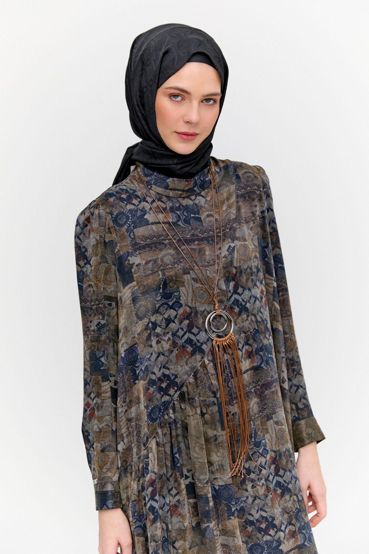 Etnik Desenli Büzgü Elbise, Tesettür Giyim