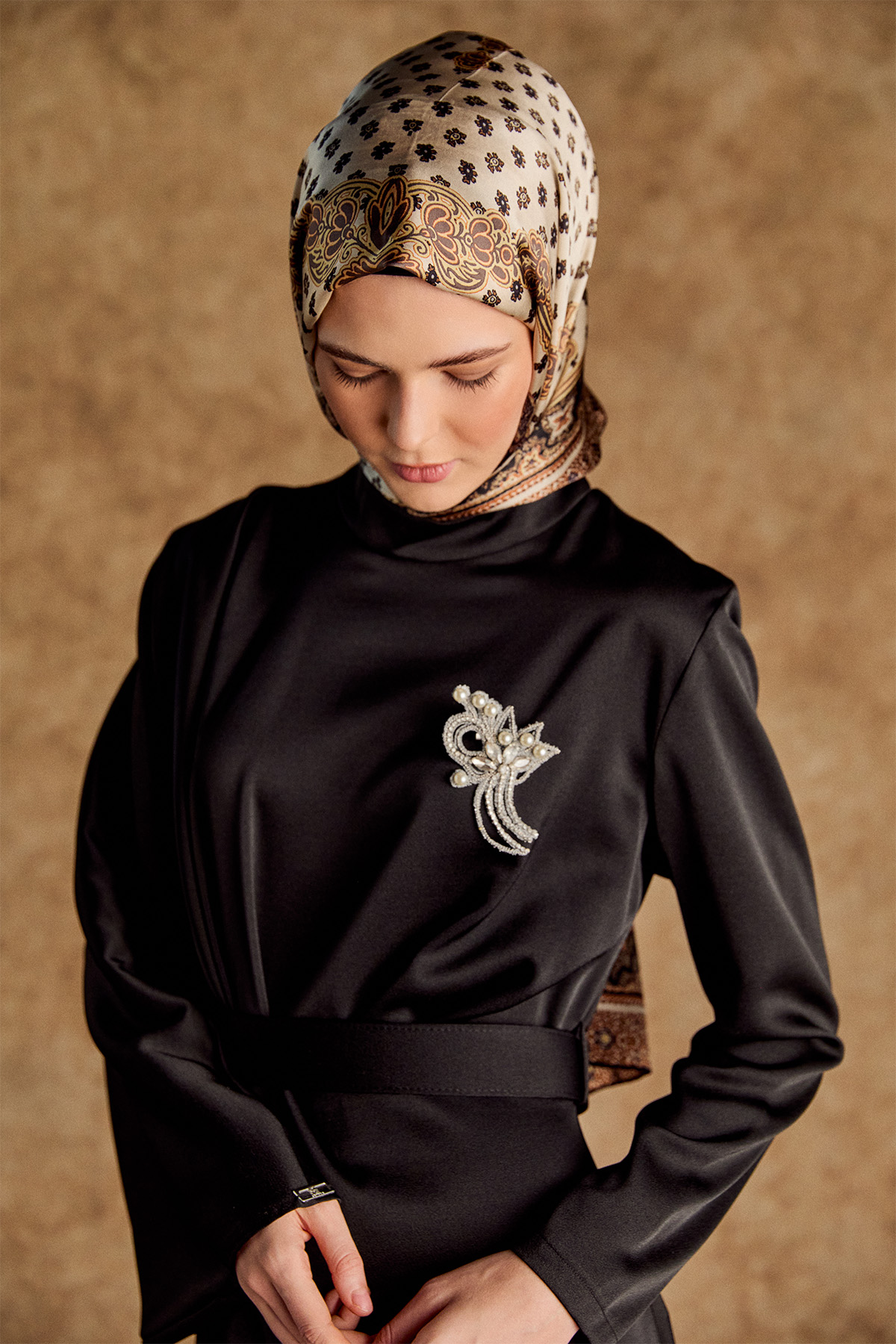 Drape Detaylı Saten Elbise