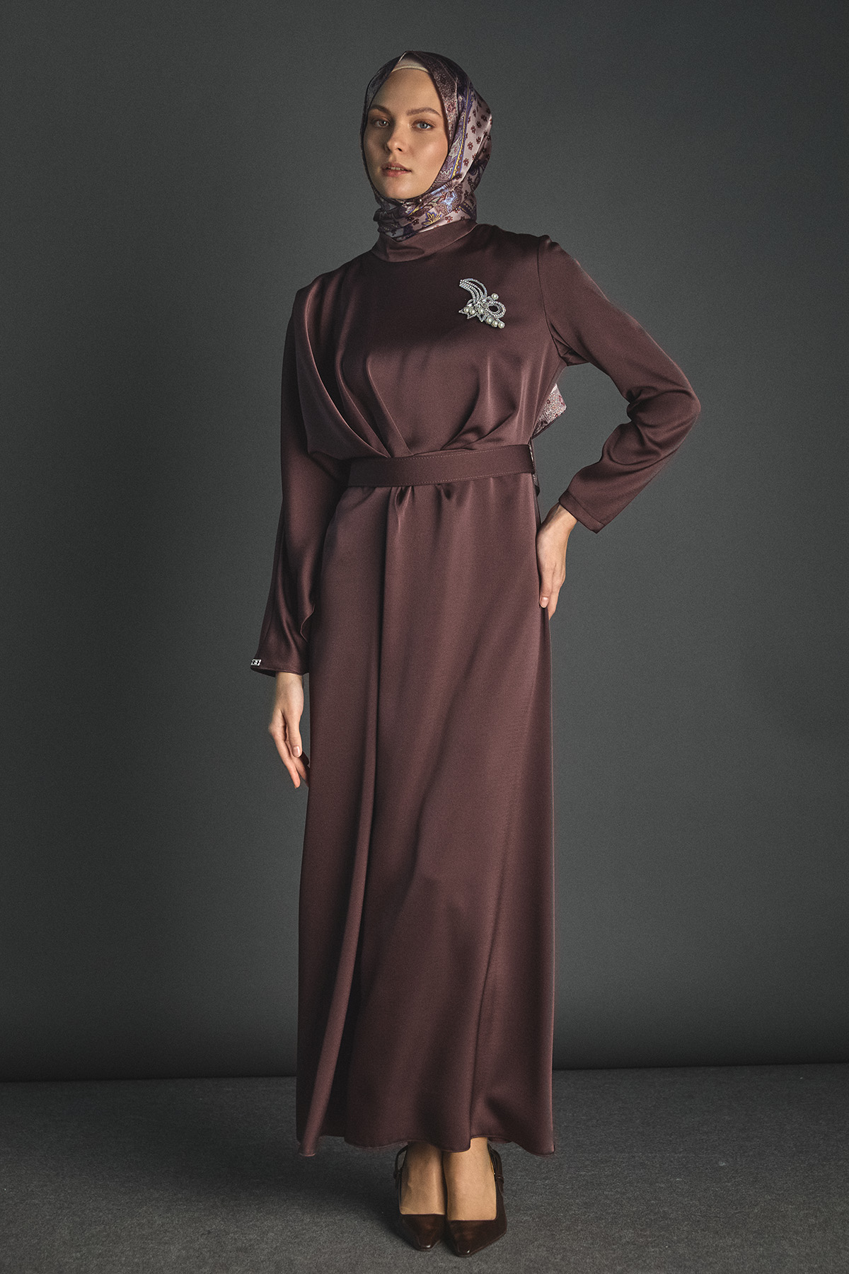 Drape Detaylı Saten Elbise