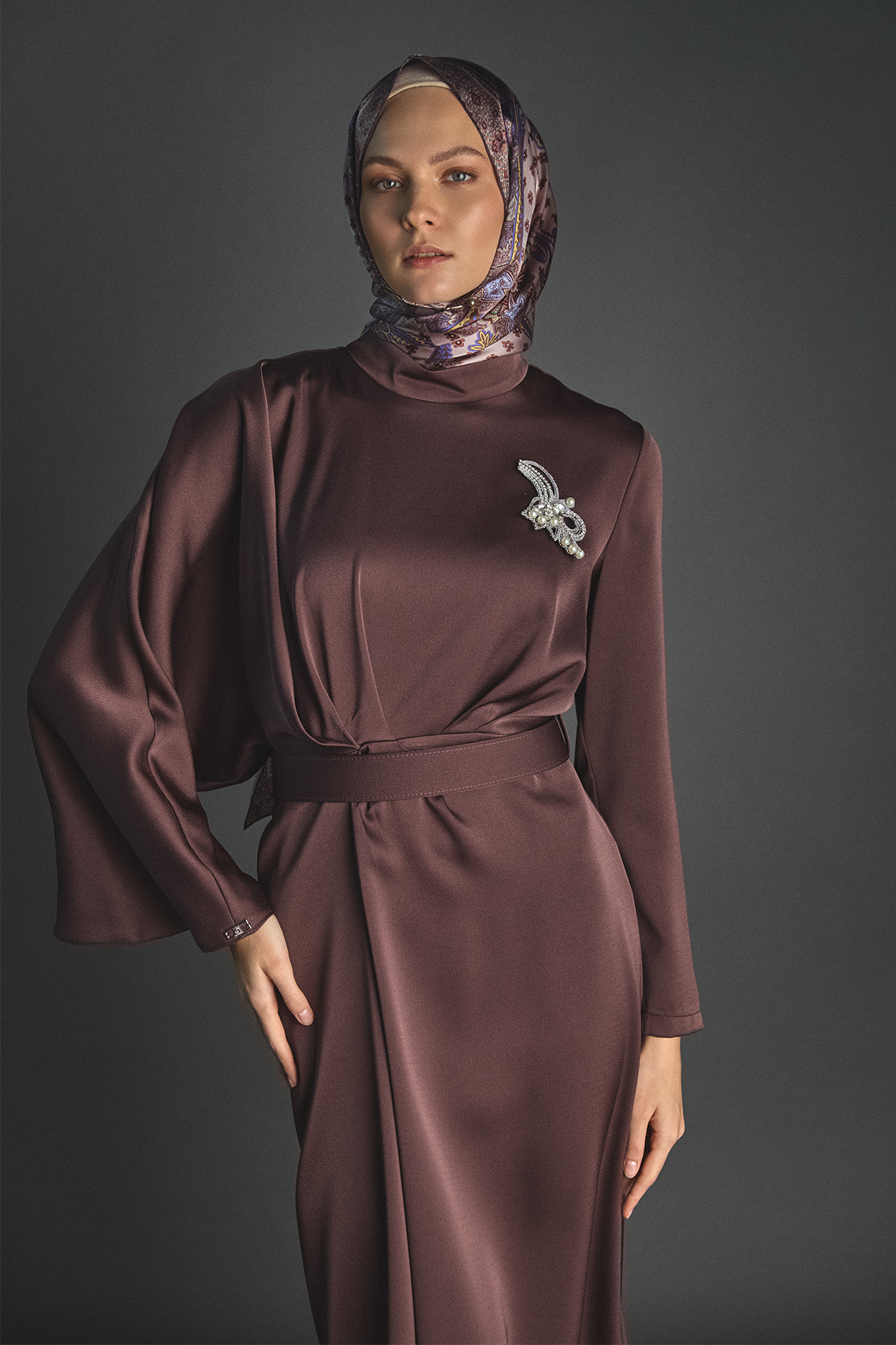 Drape Detaylı Saten Elbise