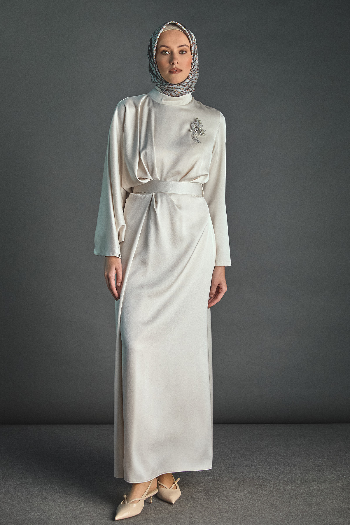 Drape Detaylı Saten Elbise